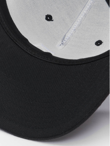 Mister Tee / snapback cap Zodiac Yp Classics 5-Panel Premium Curved Visor in zwart