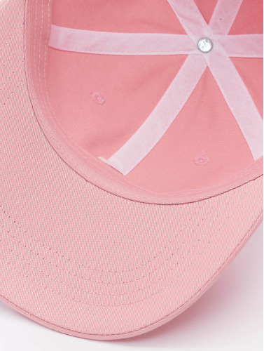 Mister Tee / snapback cap Letter A Low Profile in pink