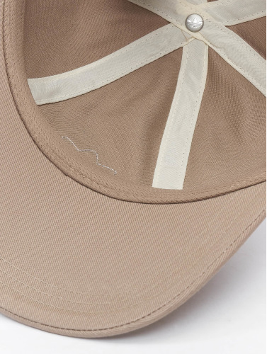 adidas Originals / snapback cap Rifta Bb in bruin