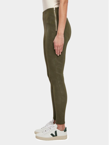 Urban Classics / Chino Ladies Washed Faux Leather in olijfgroen