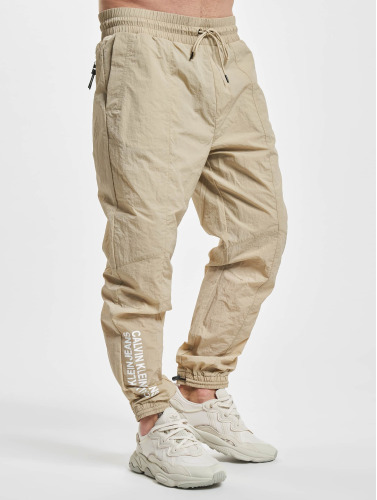 Calvin Klein Jeans / joggingbroek Sustainable in beige