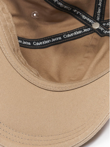 Calvin Klein / snapback cap Sport Essentials in beige