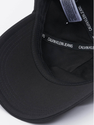 Calvin Klein / snapback cap Institutional in zwart