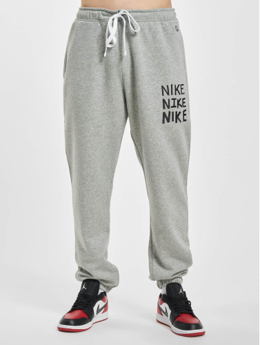 Nike / joggingbroek NSW in grijs