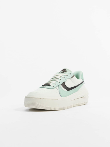 Nike / sneaker Air Force 1 Plt.af.orm in groen