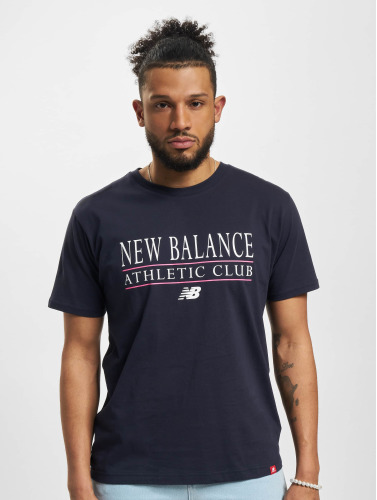 New Balance / t-shirt Essentials Athletic Club in zwart