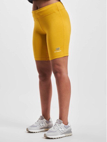 New Balance / shorts Essentials Uni-Ssentials in goud