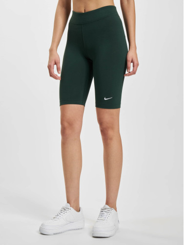 Nike / shorts Sportswear Essential in groen