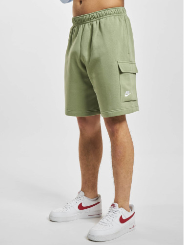 Nike / shorts Club Cargo in groen