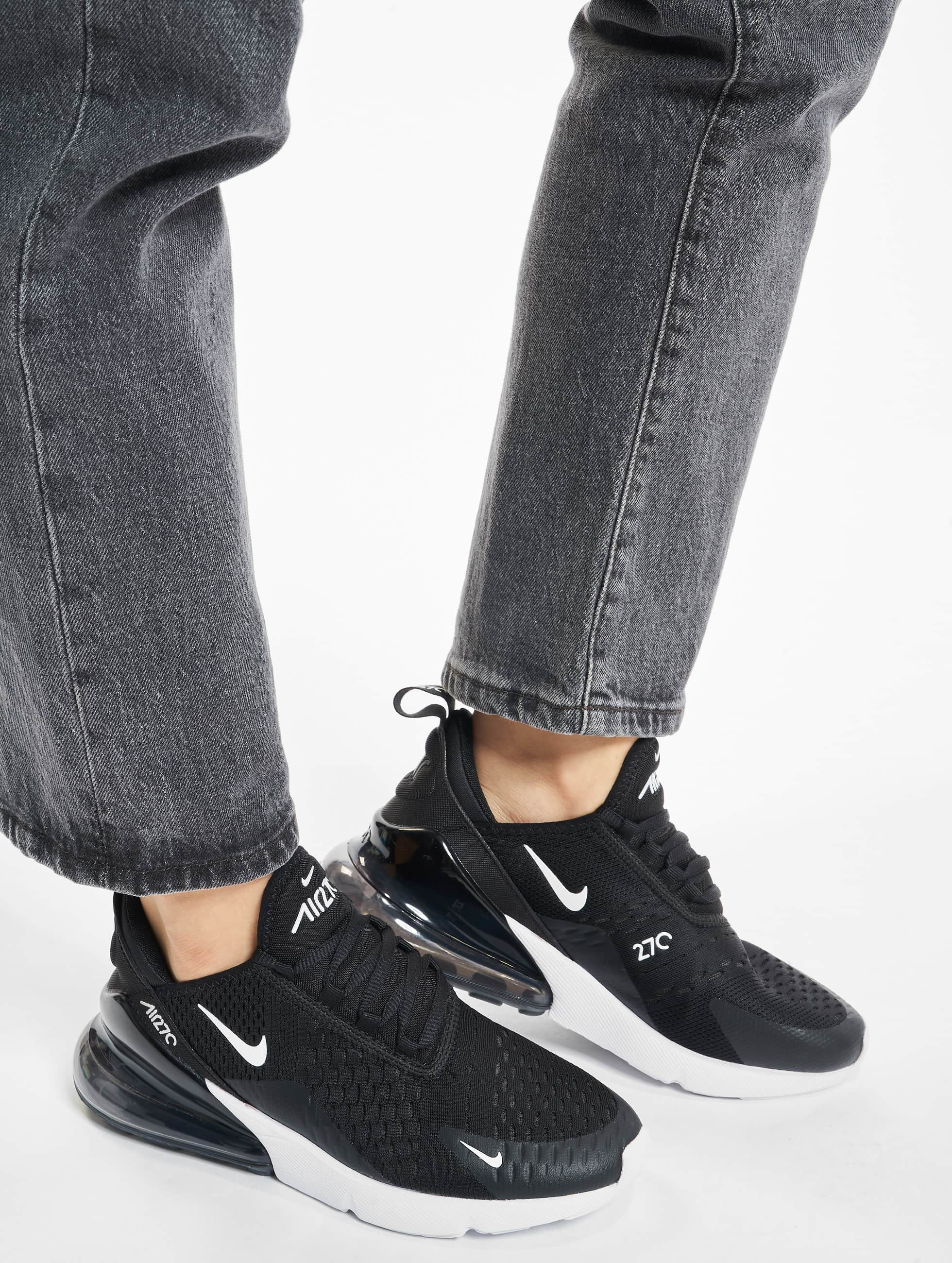 Ceniza paso escaramuza Nike Zapato / Zapatillas de deporte Air Max 270 en negro 443490