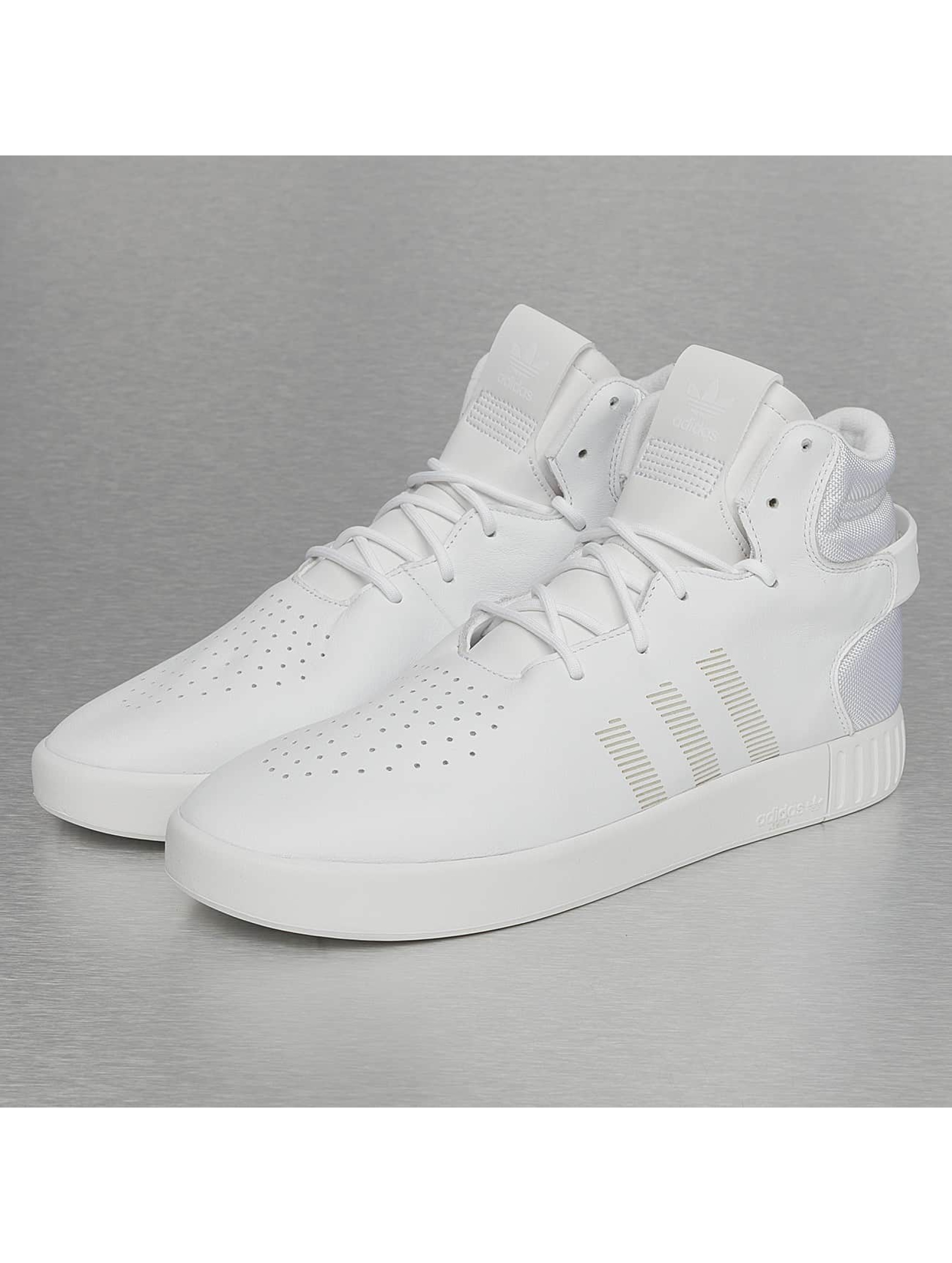 adidas Chaussures / Baskets Tubular Invader en blanc