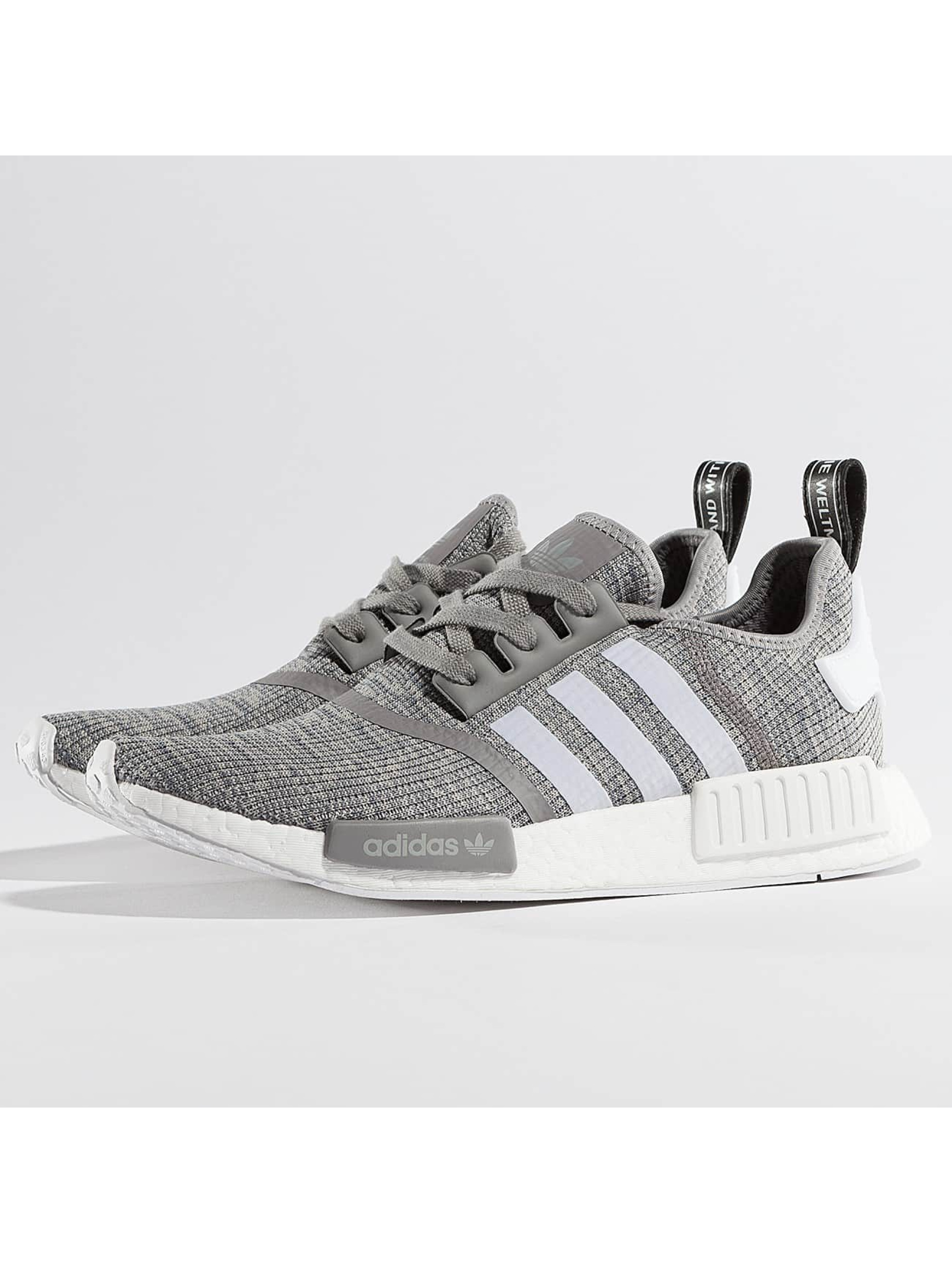adidas Chaussures / Baskets NMD R1 en gris