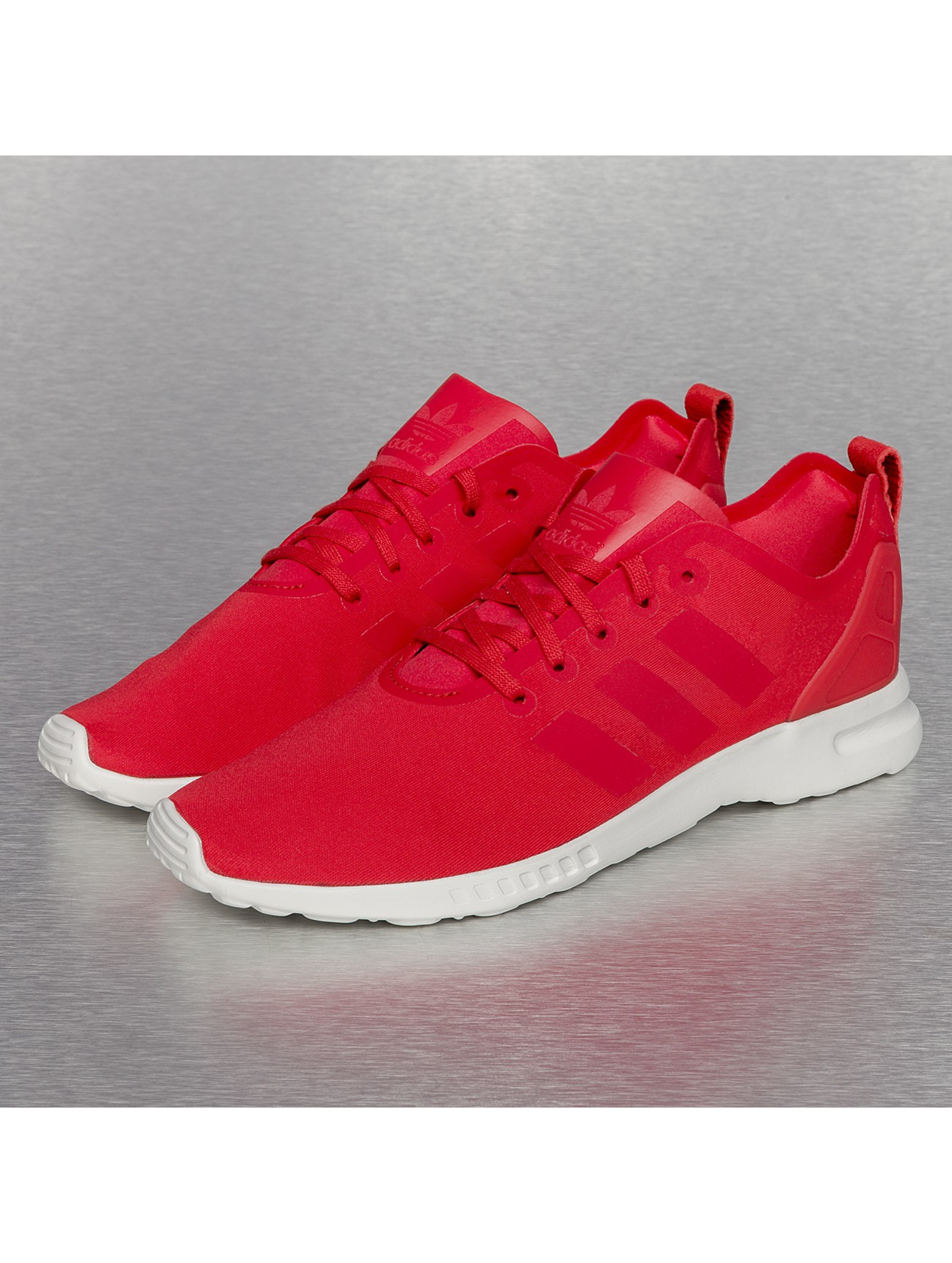 adidas Chaussures / Baskets ZX Flux ADV Smooth en rouge