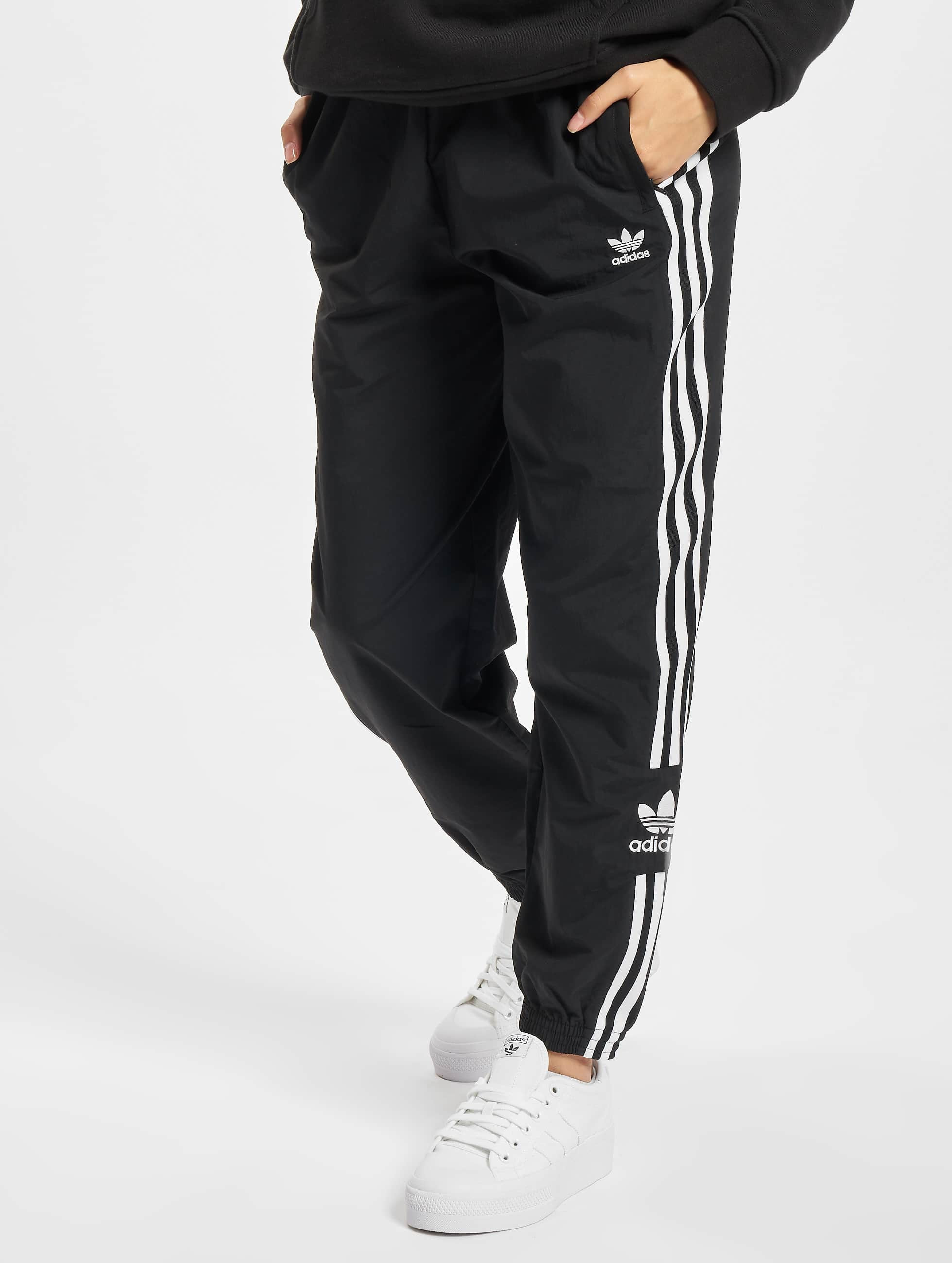 Verraad Maori expositie adidas Originals broek / joggingbroek Track in zwart 835655