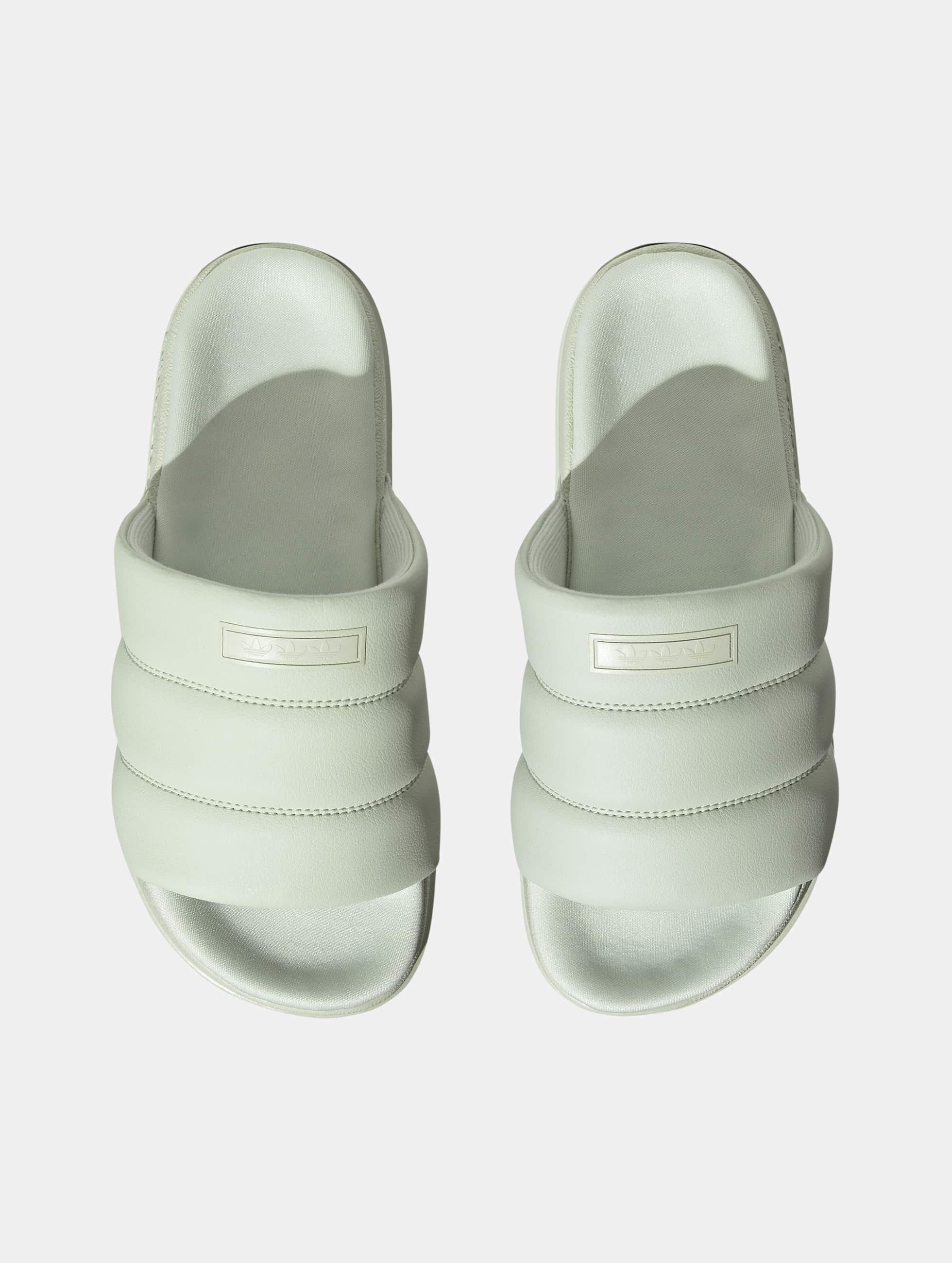 adidas Originals Shoe / Sandals Adilette Essential in green 1000859