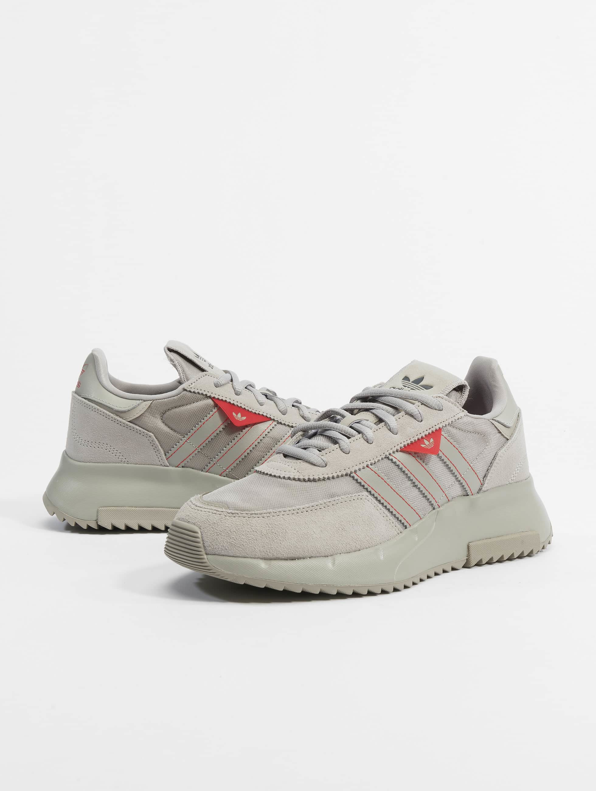 lijn Herenhuis Senaat adidas Originals schoen / sneaker Retropy F2 in grijs 930943