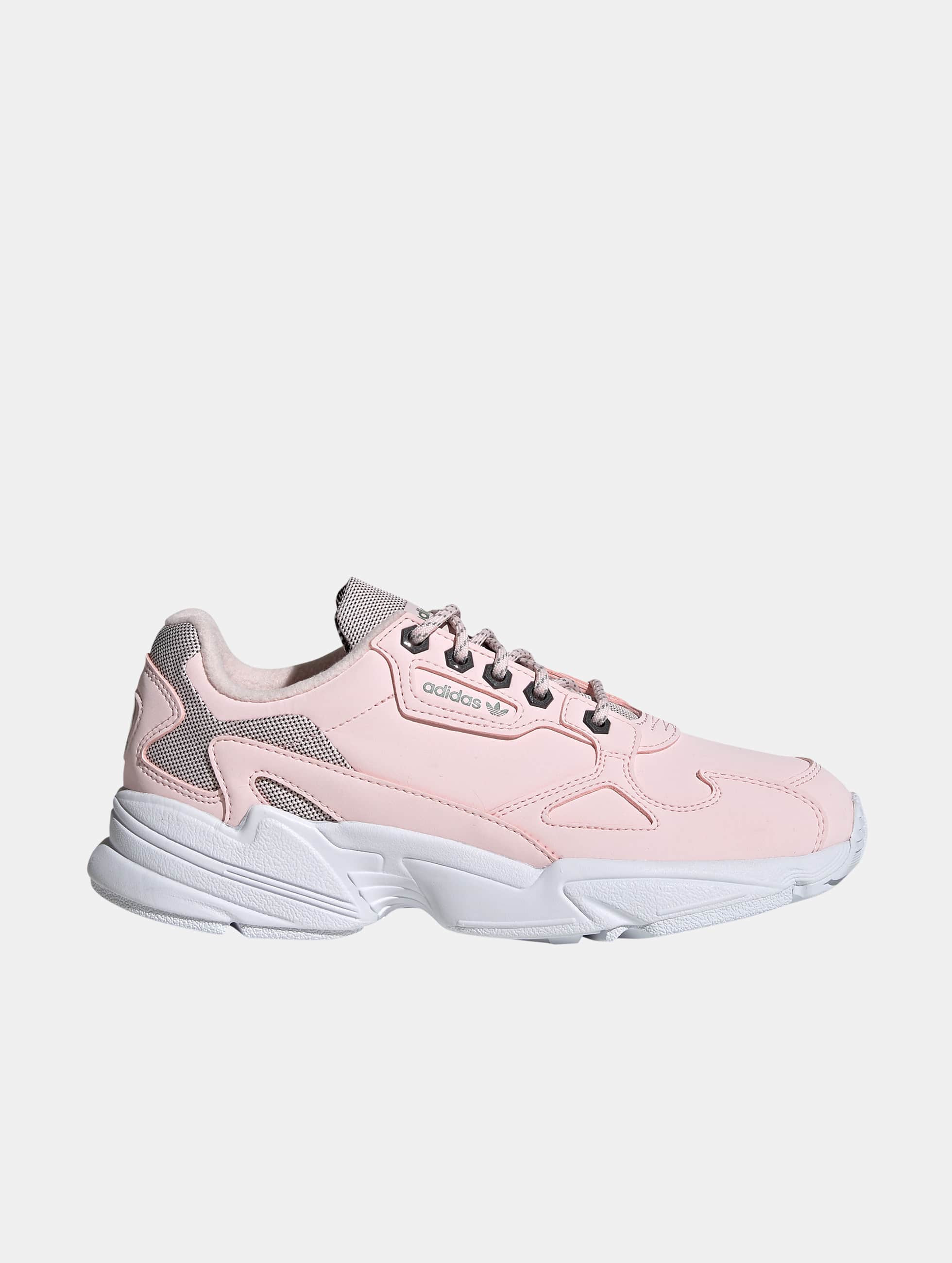 Jachtluipaard Controverse Samengesteld adidas Originals schoen / sneaker Falcon in pink 748377
