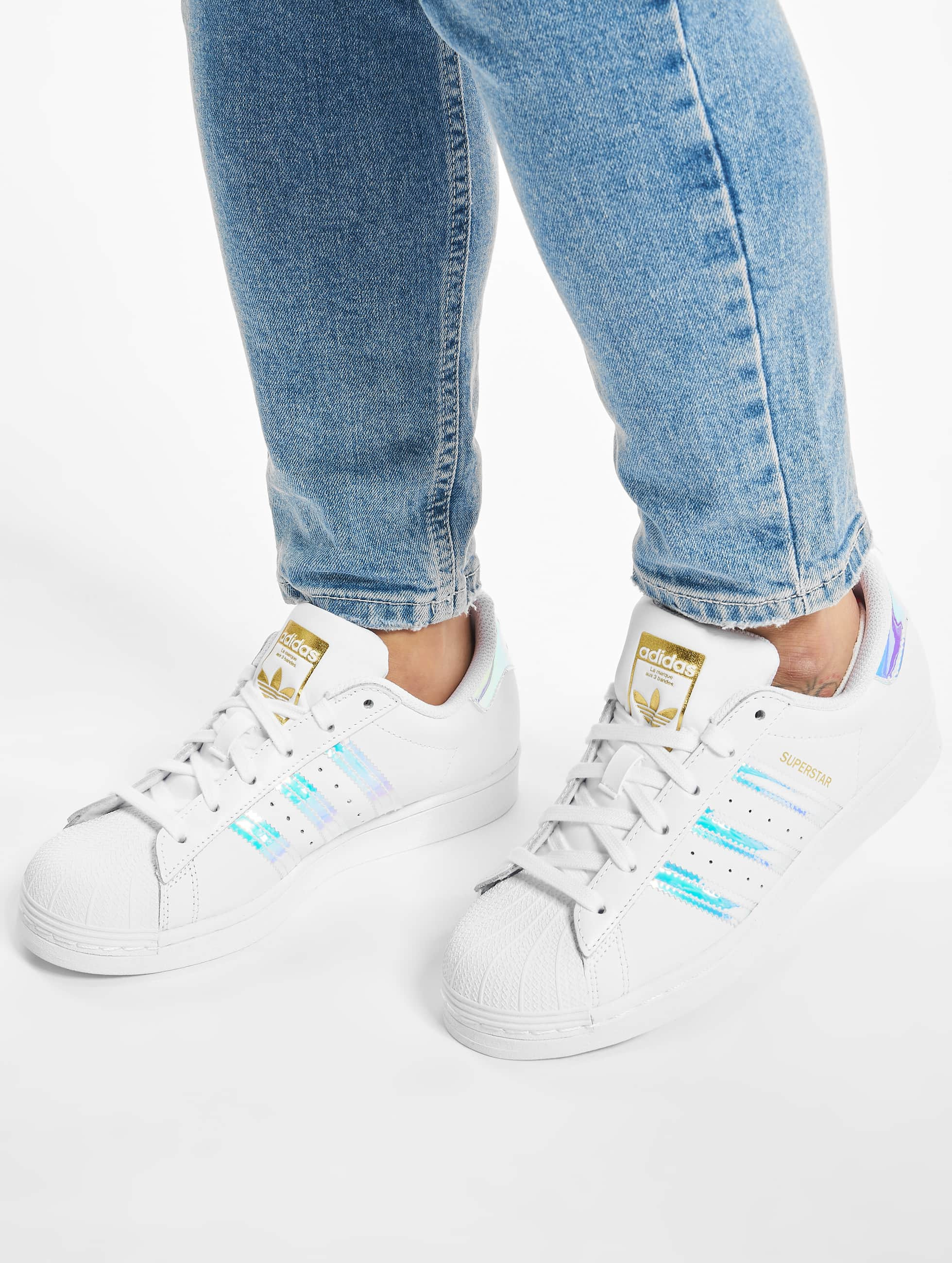 portemonnee Verbeteren Afkeer adidas Originals schoen / sneaker Superstar in wit 835589
