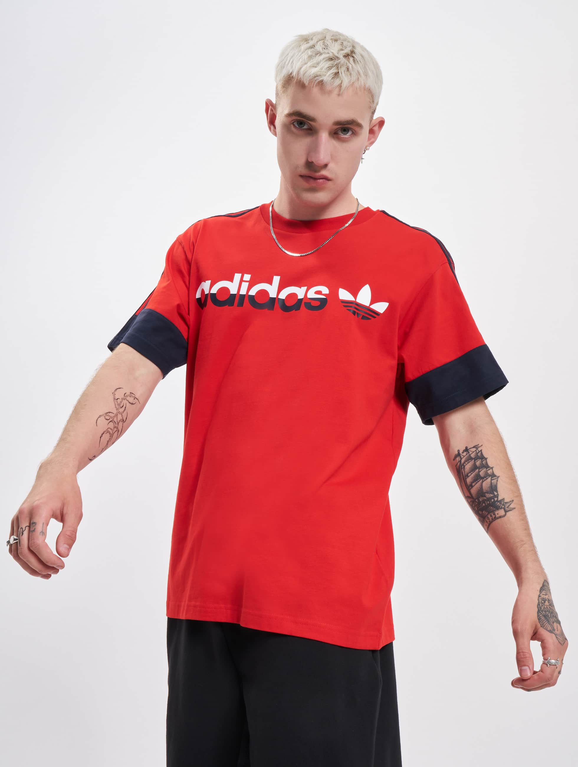 Slechte factor schouder bagageruimte adidas Originals bovenstuk / t-shirt 3 Stripes in rood 1006758