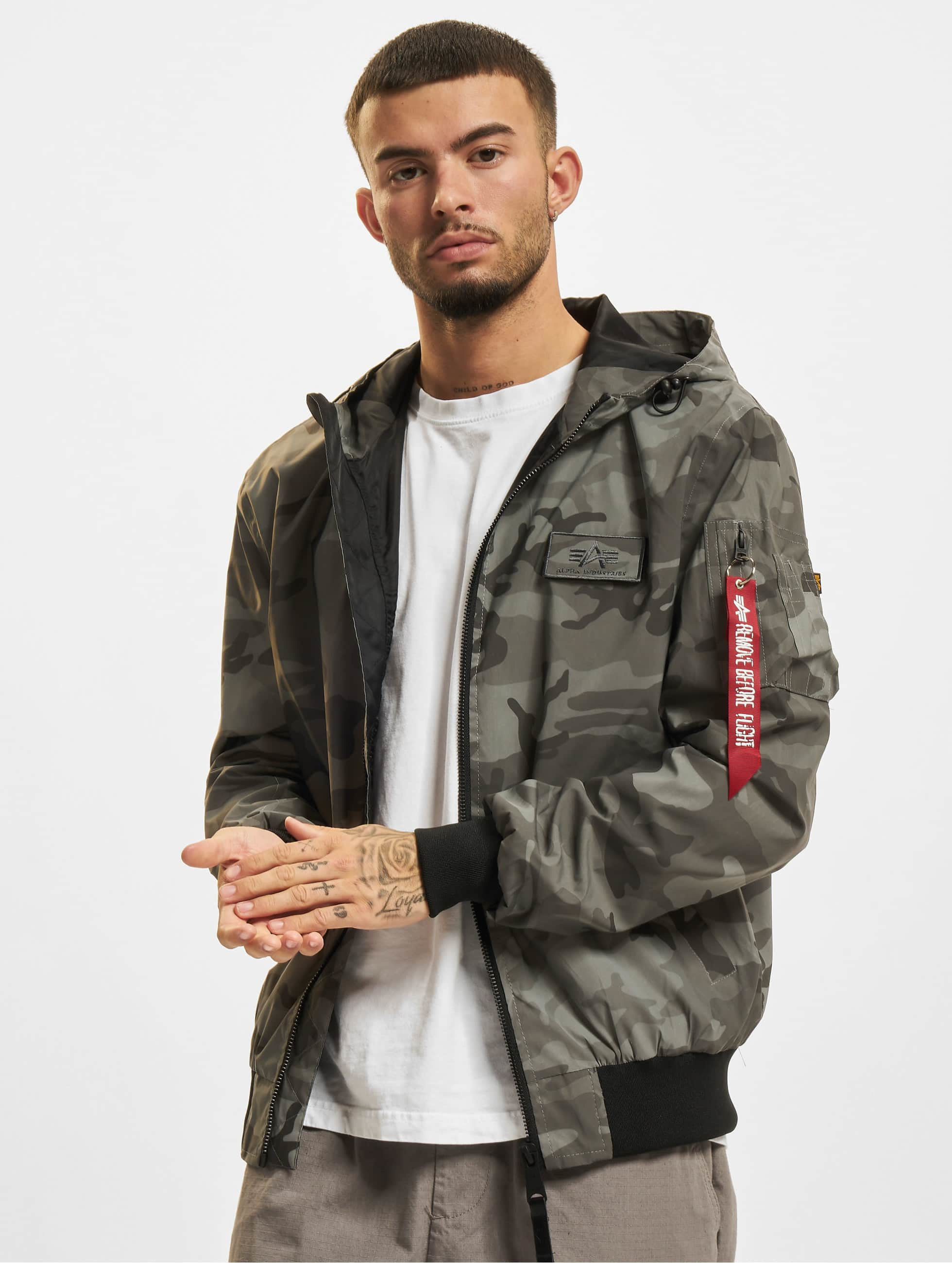 柔らかい [新品] GCDS Camo Bomber Jacket MA-1 | www.kdcow.com