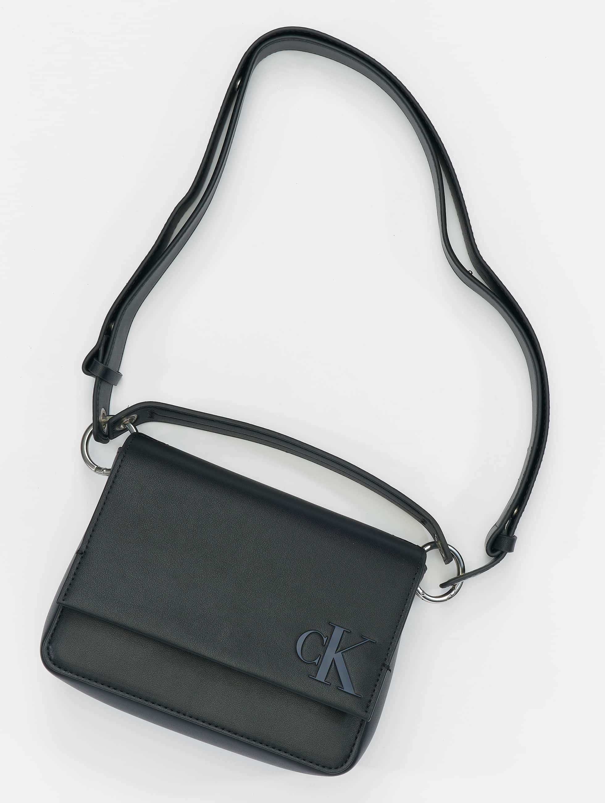Calvin Klein Accessory / Bag Sculpted in black 971578