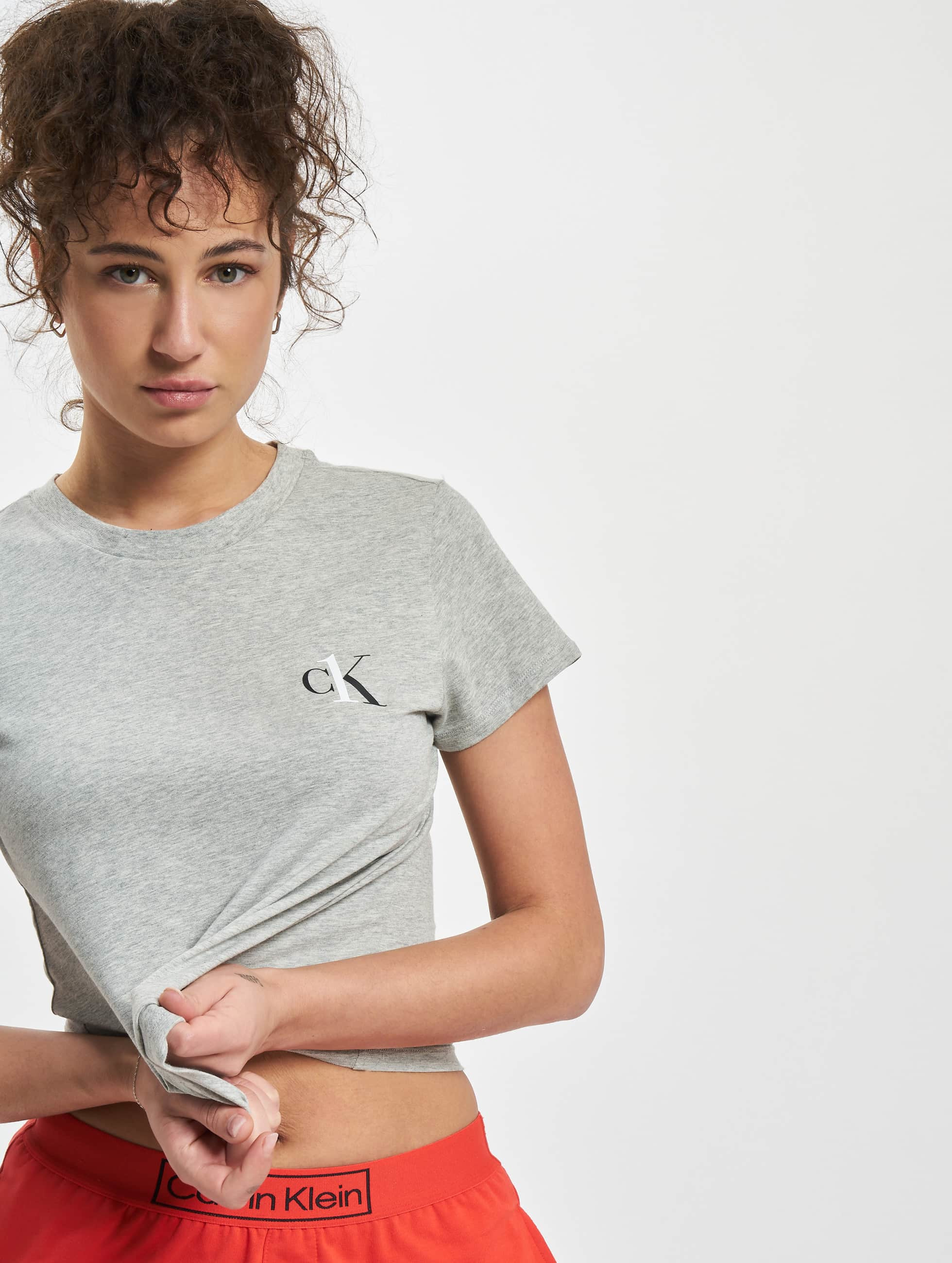 Calvin Klein Overwear / T-Shirt Crew Neck in grey 972619