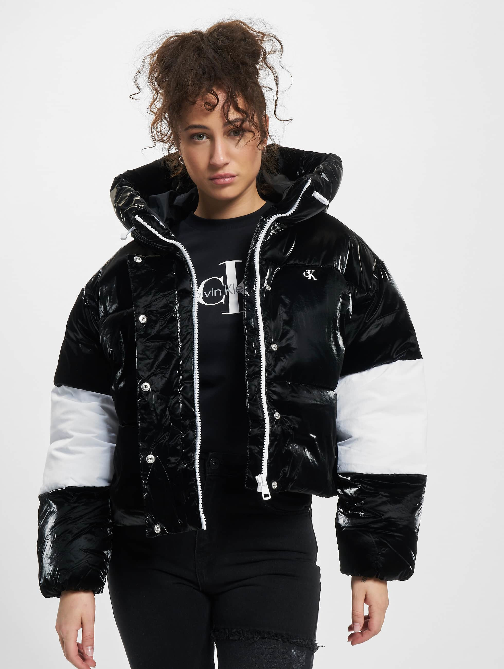 Calvin Klein Jacket / Winter Jacket Blocking Cropped in black 972921