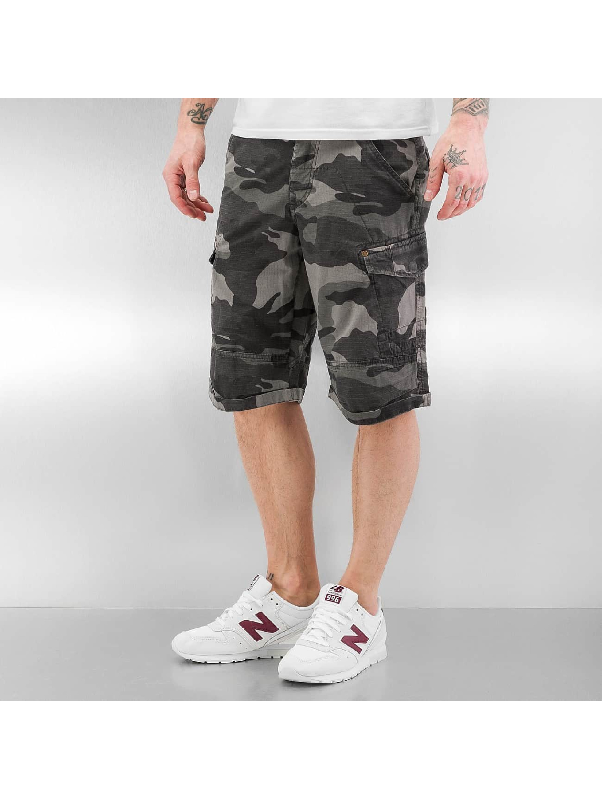 Shorts Chaz in camouflage