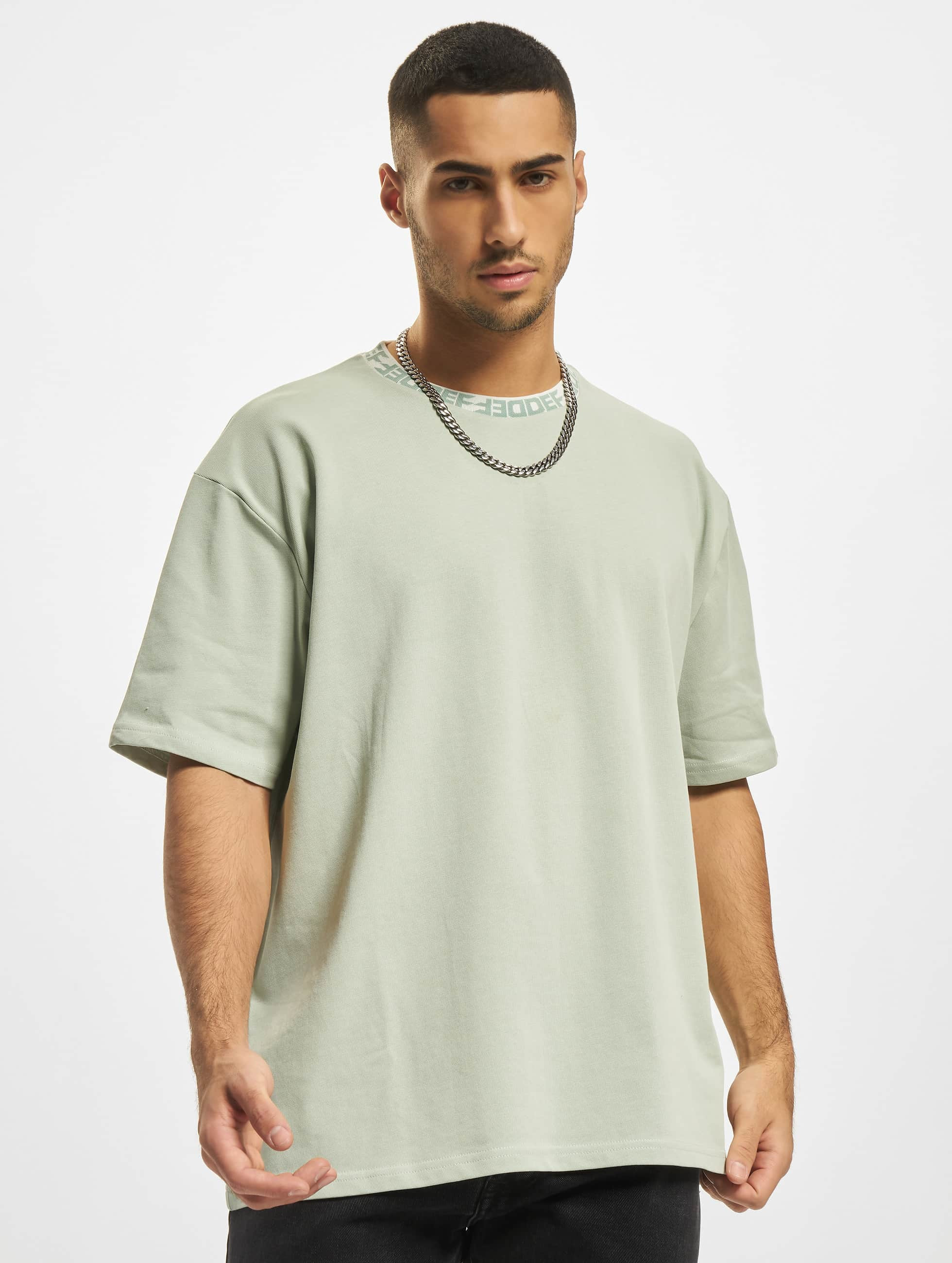 Overdel / T-shirts Chest Pocket i grøn 857708