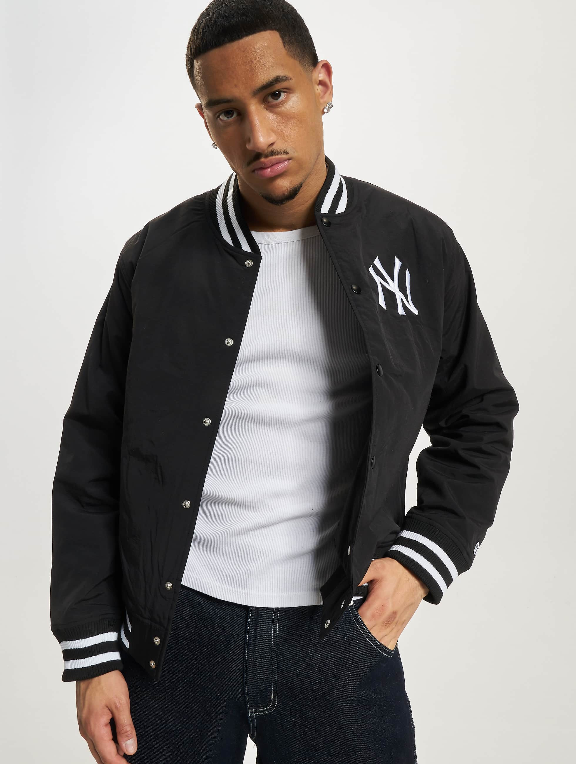 MLB NY Yankees Bomber Jacket M  Kvell