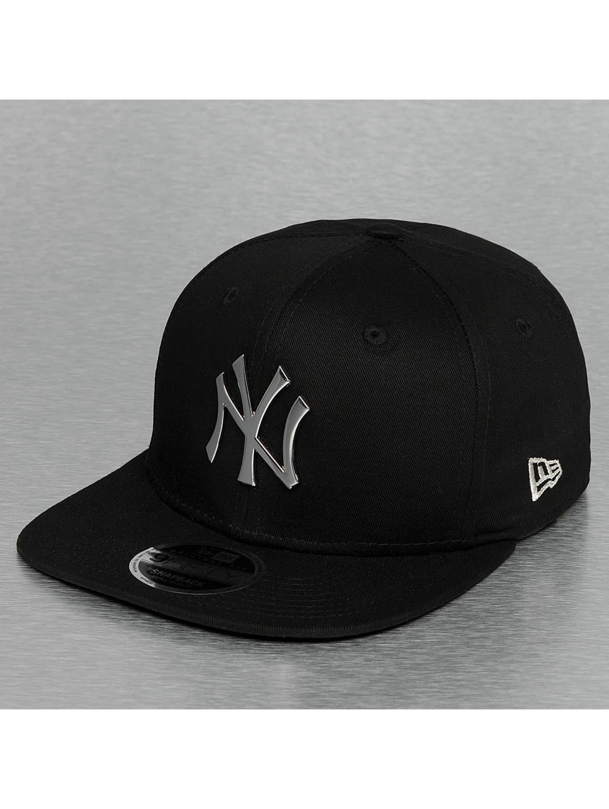 New Era Casquette / Snapback MLB Metal Badge NY Yankees en noir
