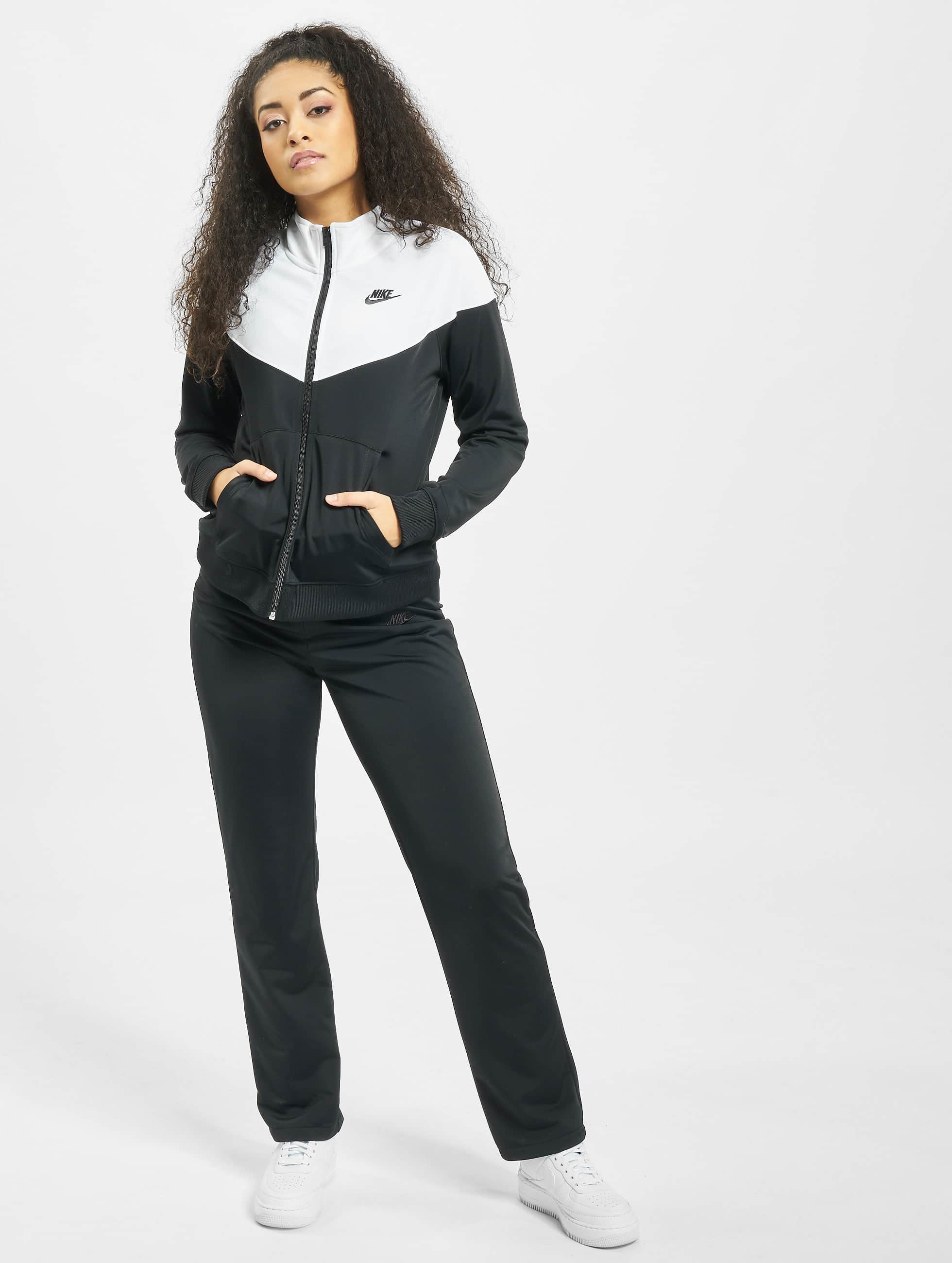 Nike Пума спортивный костюм женский