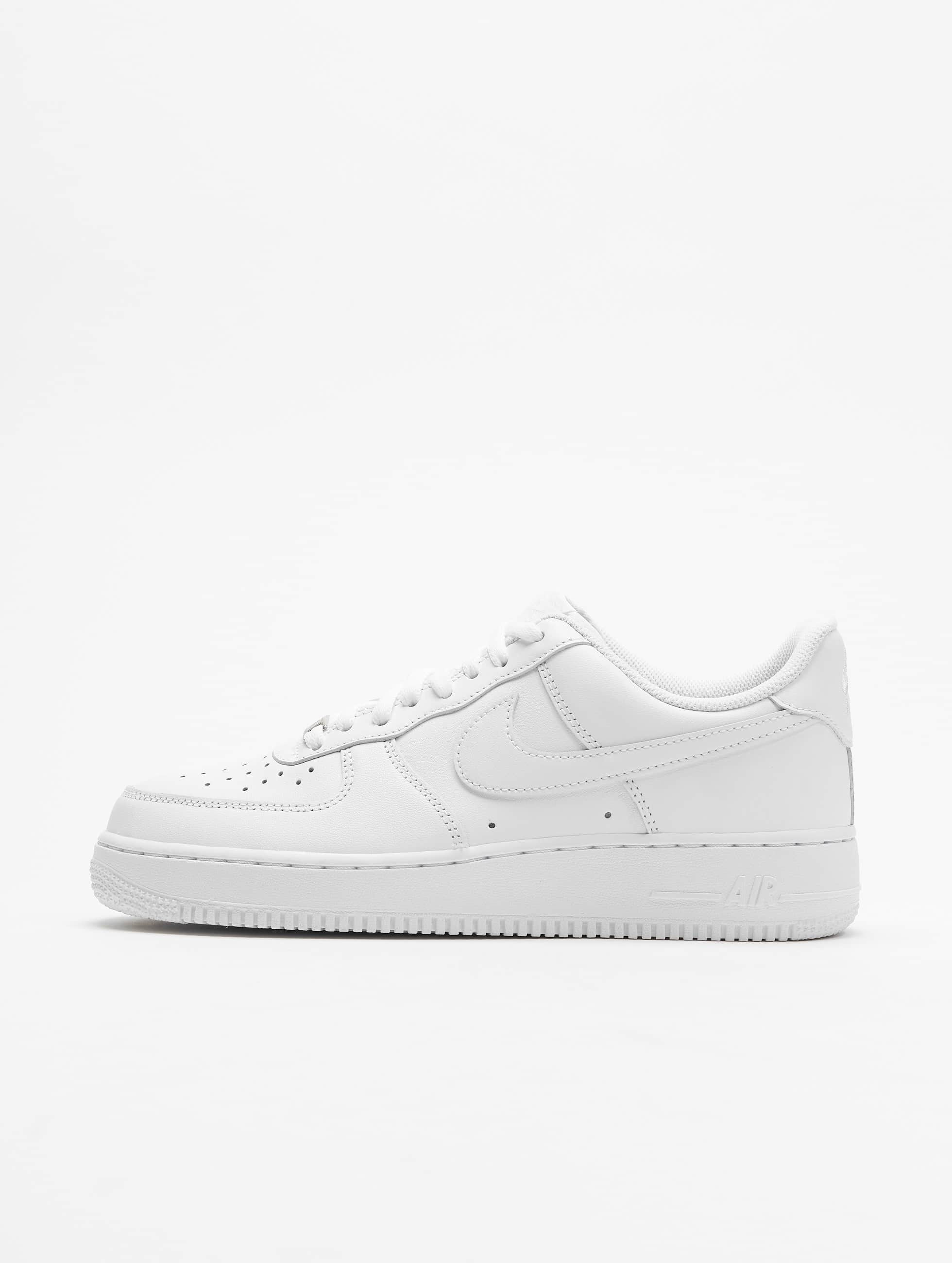 nike blanches