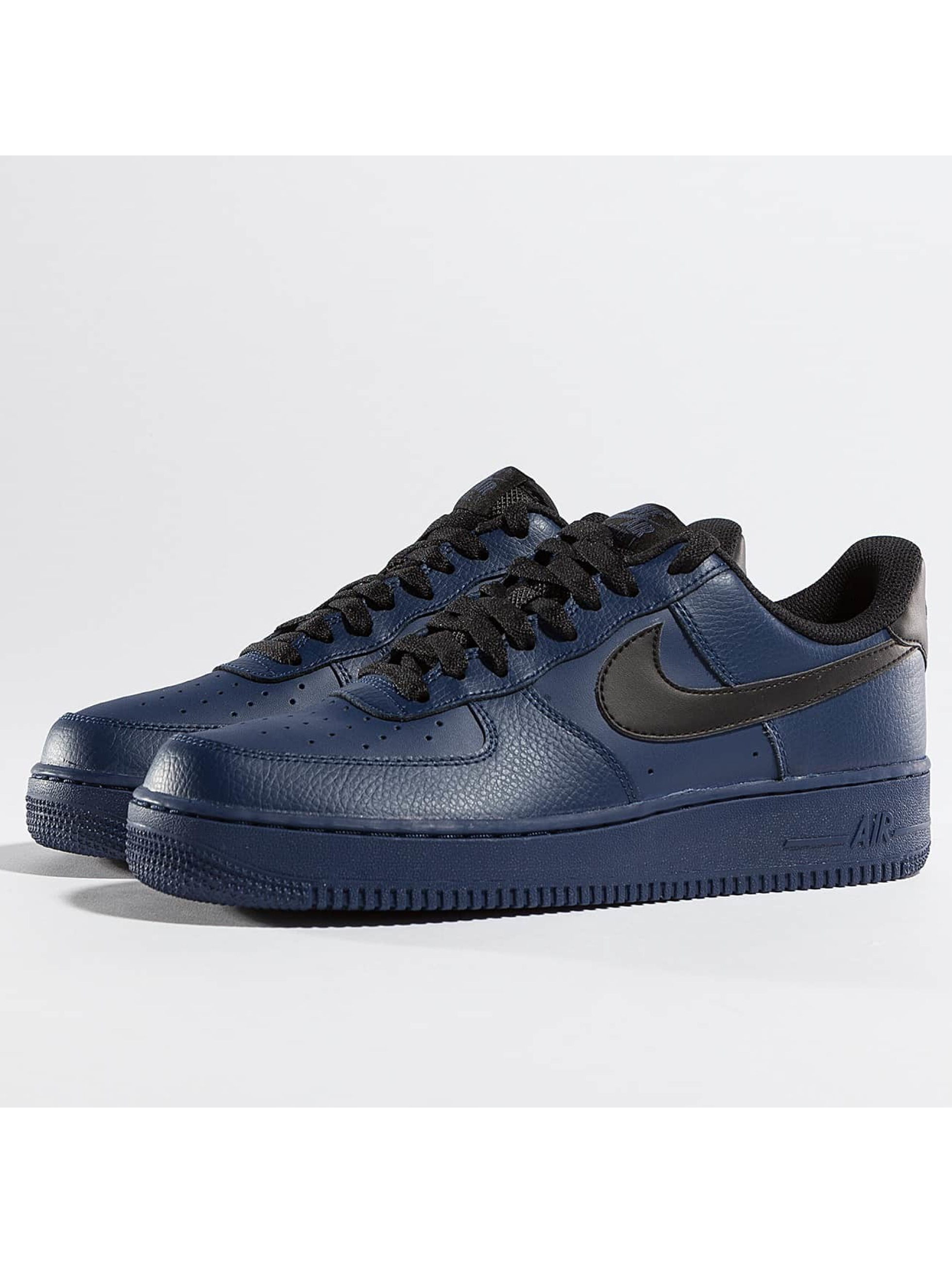 Nike Chaussures / Baskets Air Force 1 '07 en bleu