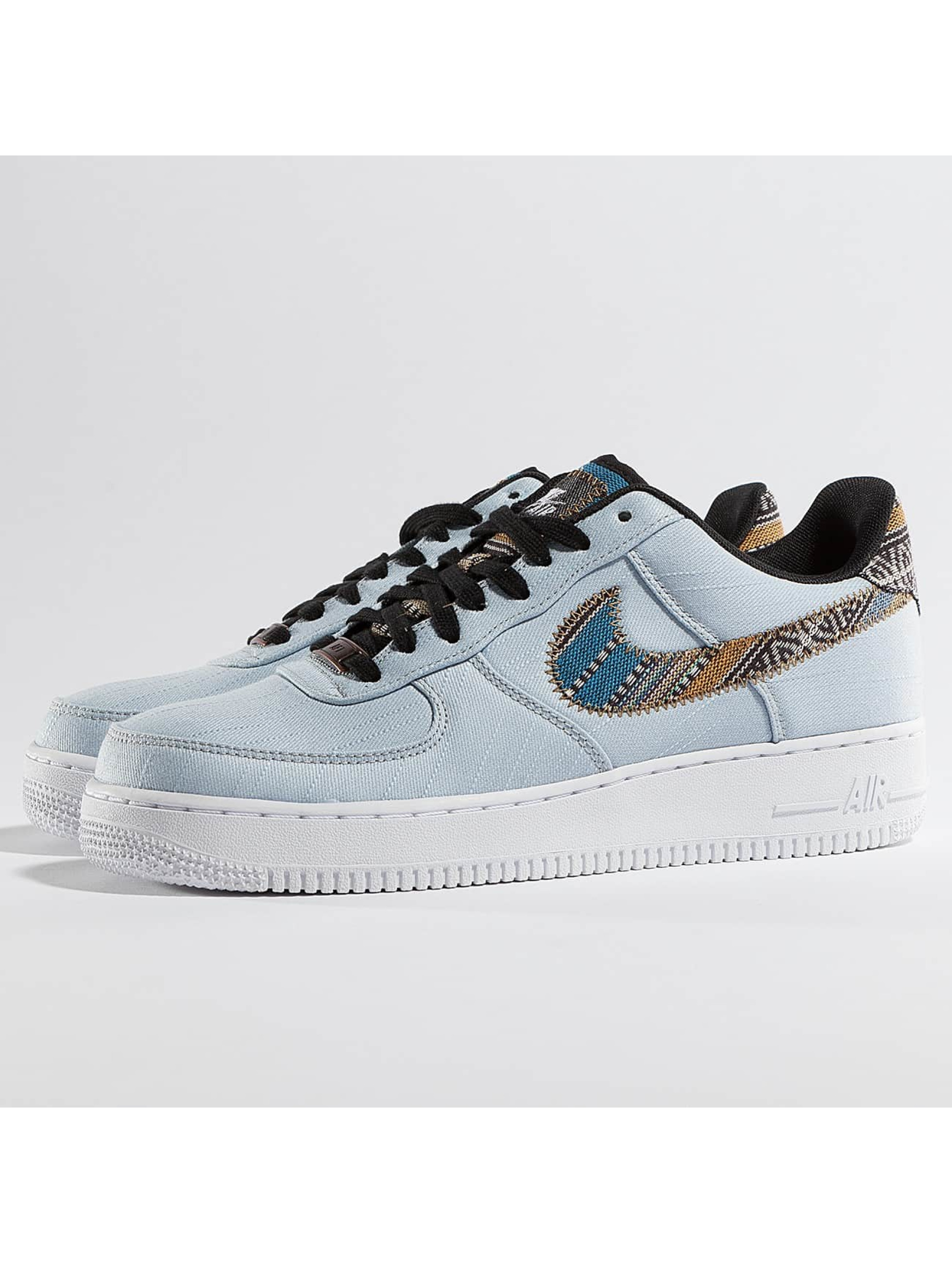 Nike Chaussures / Baskets Air Force 1 High-Top '07 LV8 en bleu