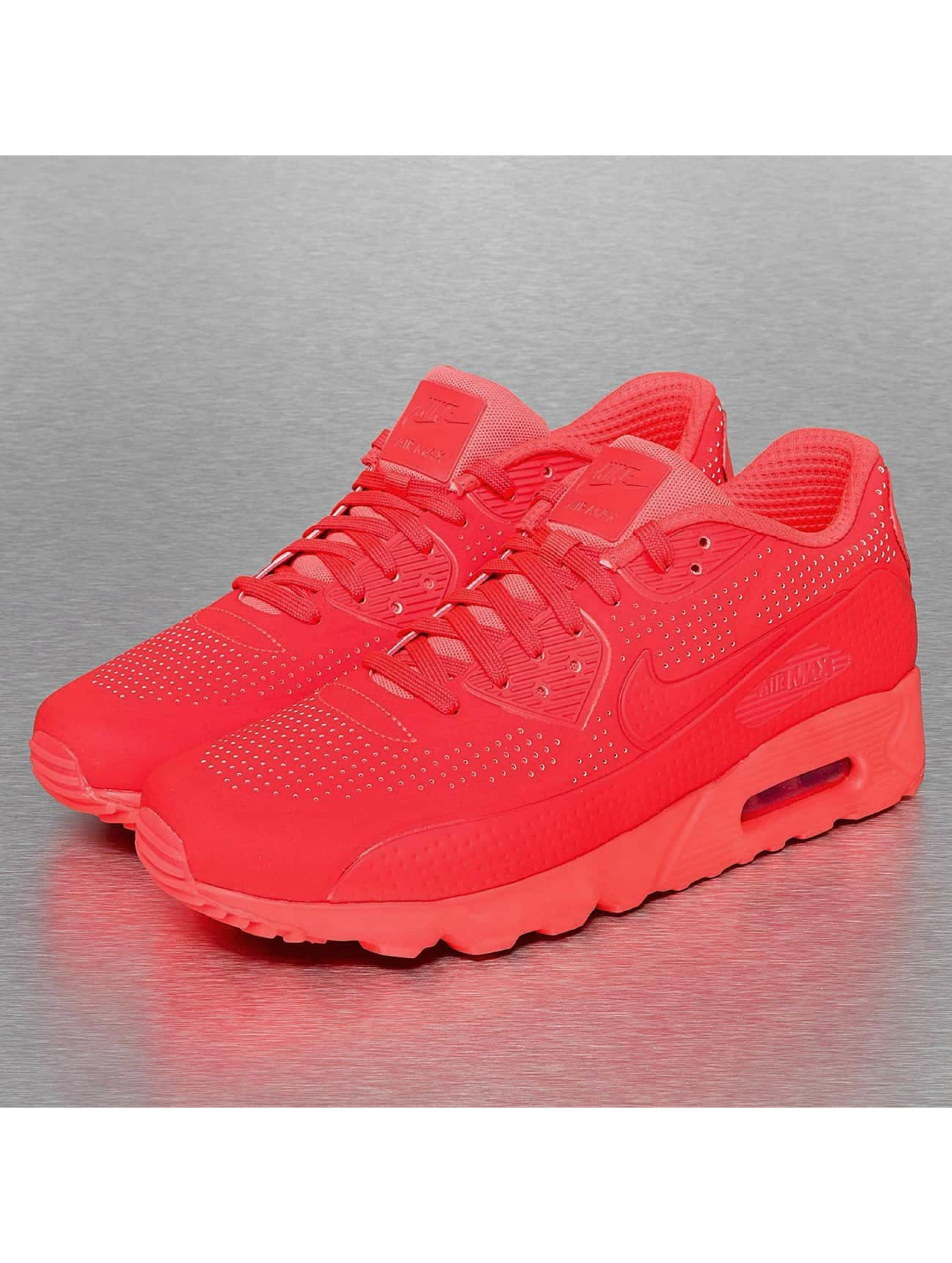 Nike Chaussures / Baskets Air Max 90 Ultra Moire en rouge