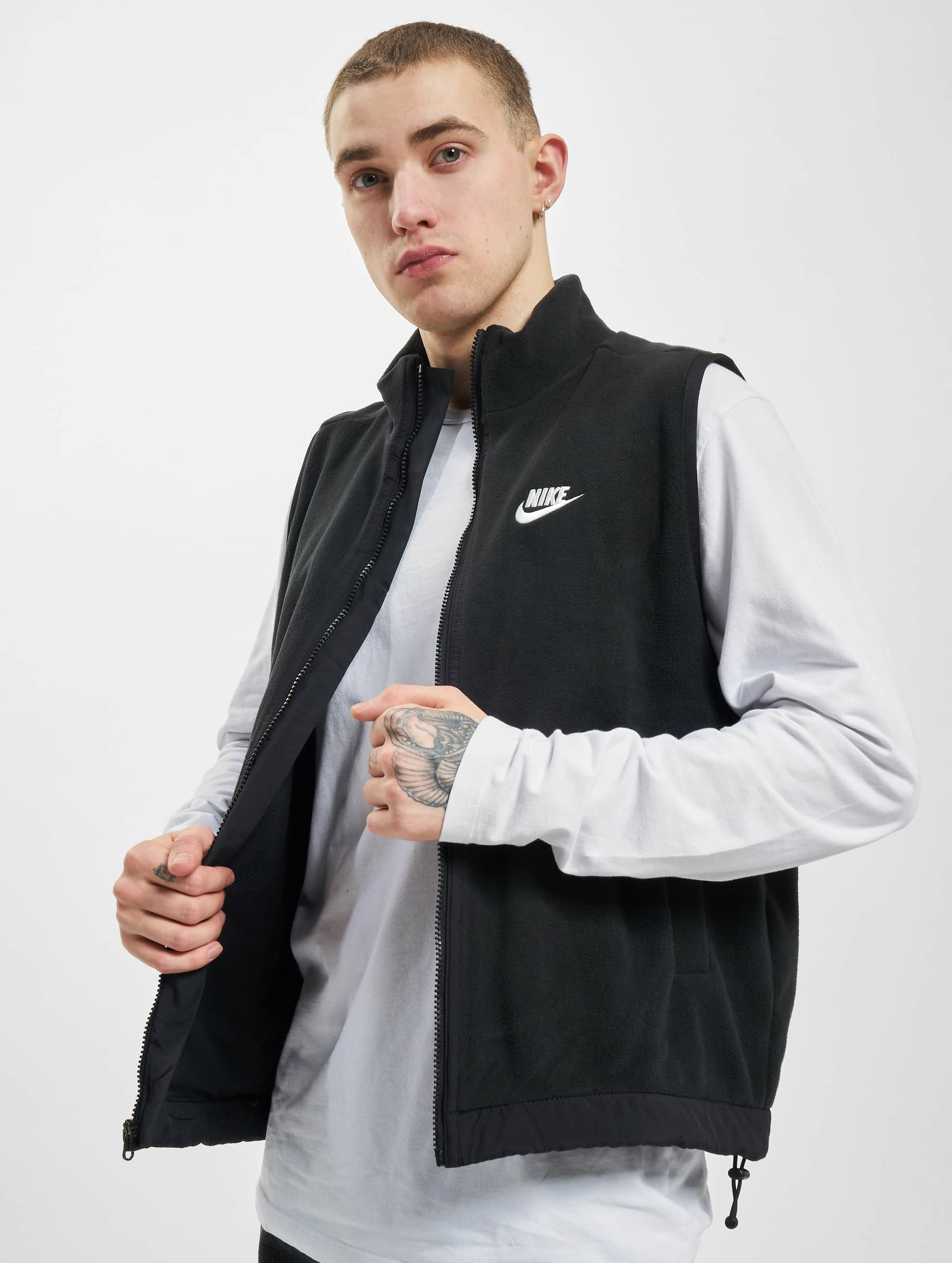 wit ruimte Publiciteit Nike jas / Bodywarmer Club Fleece in zwart 974924