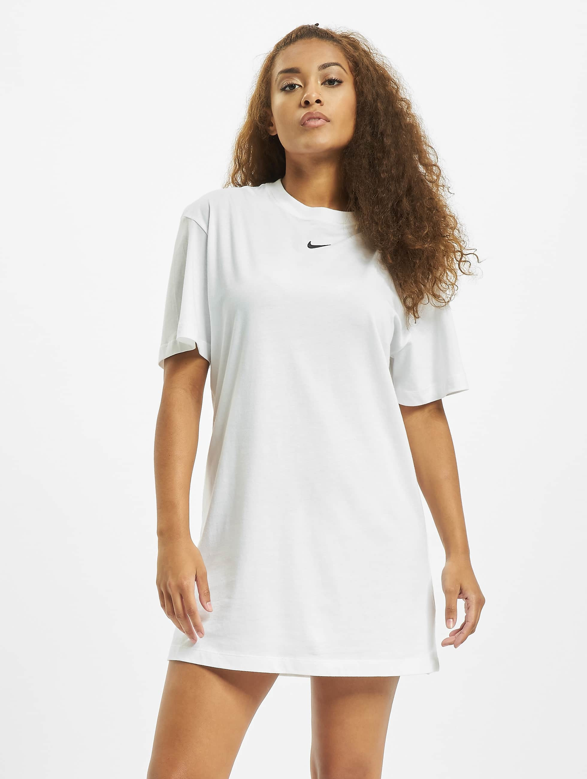 Nike / Dress Essential in white 737605