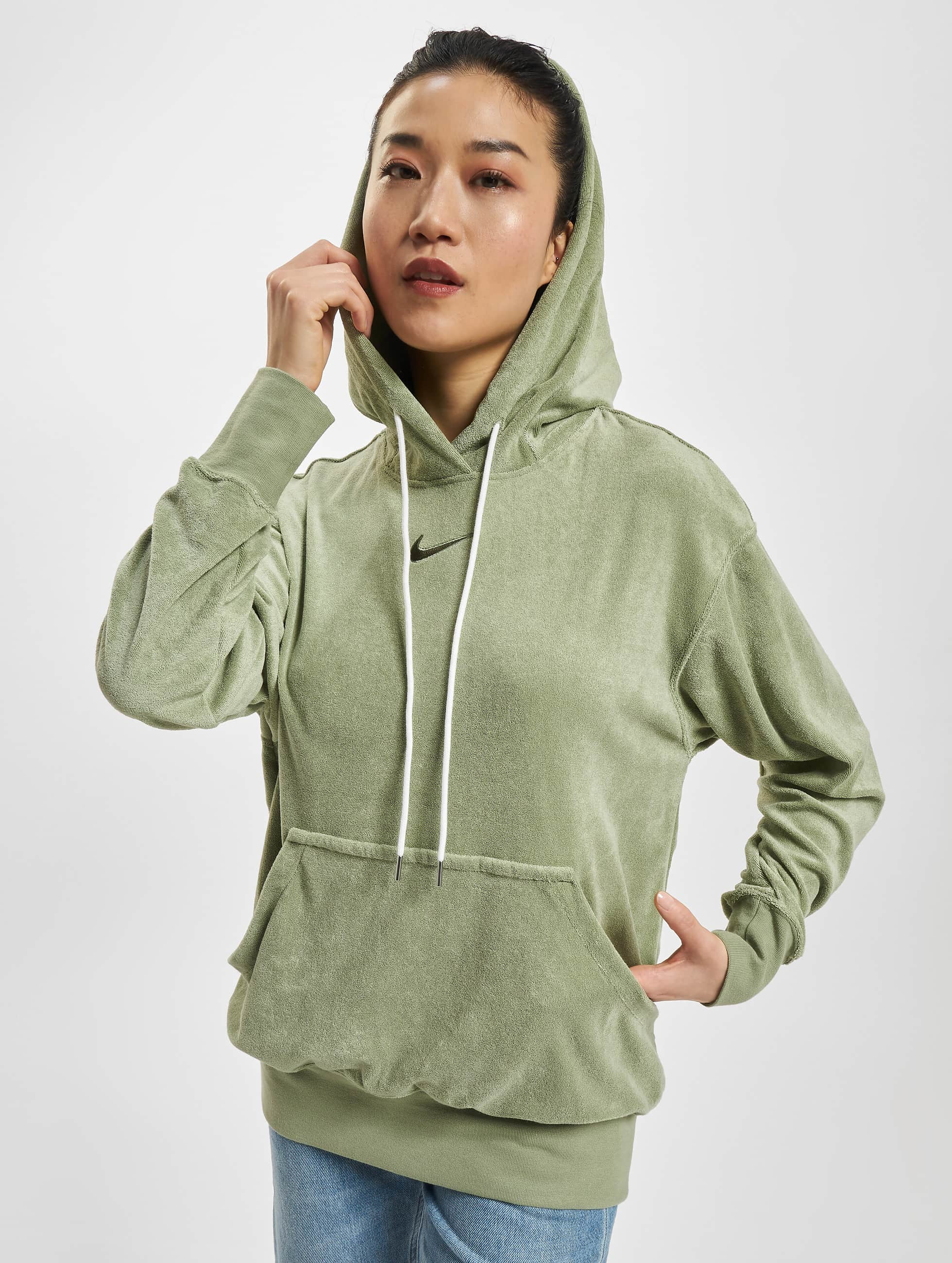 Nike Overwear / Hoodie Nsw in green 989021