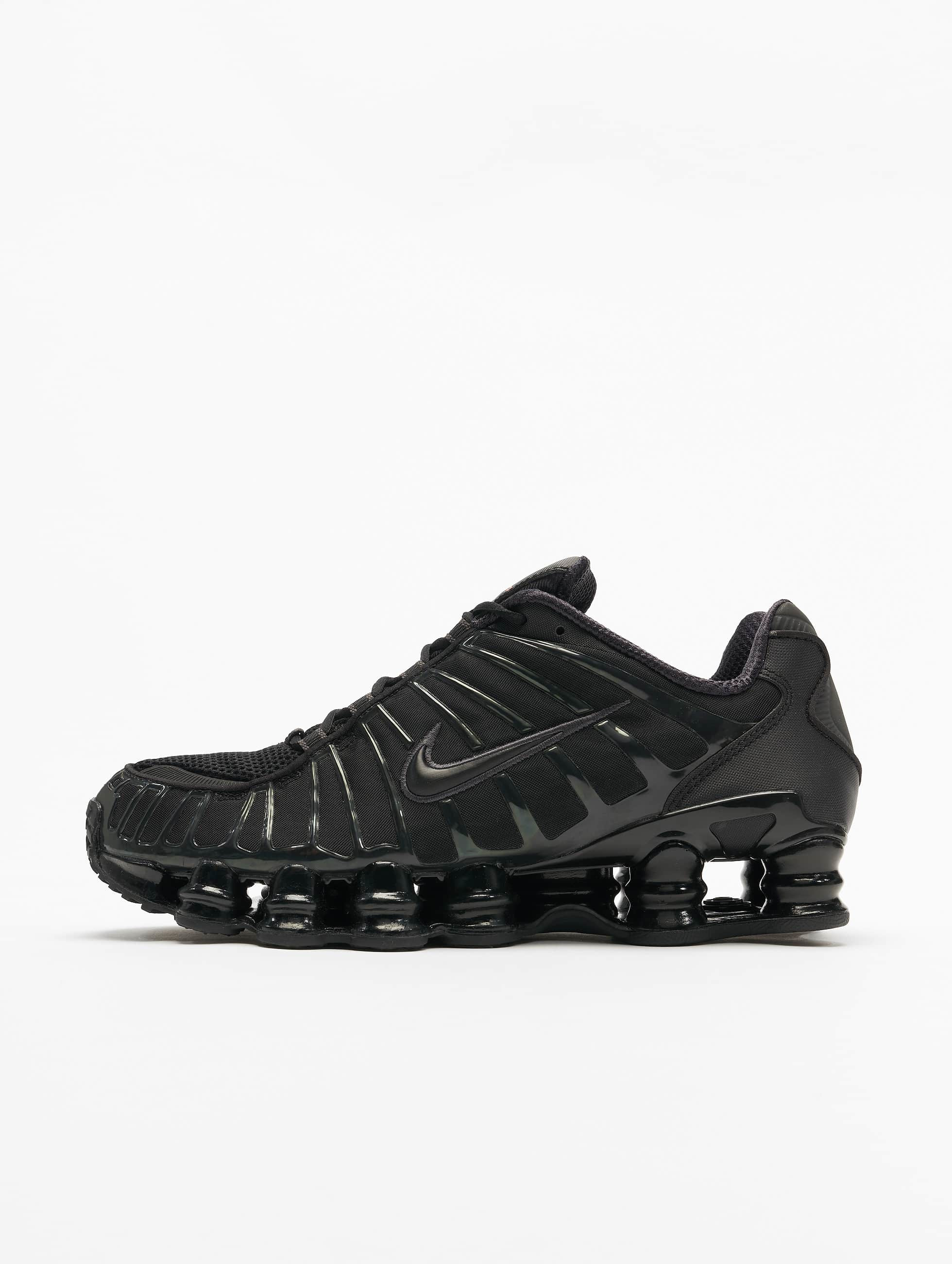 Nike Air Shox Zwart