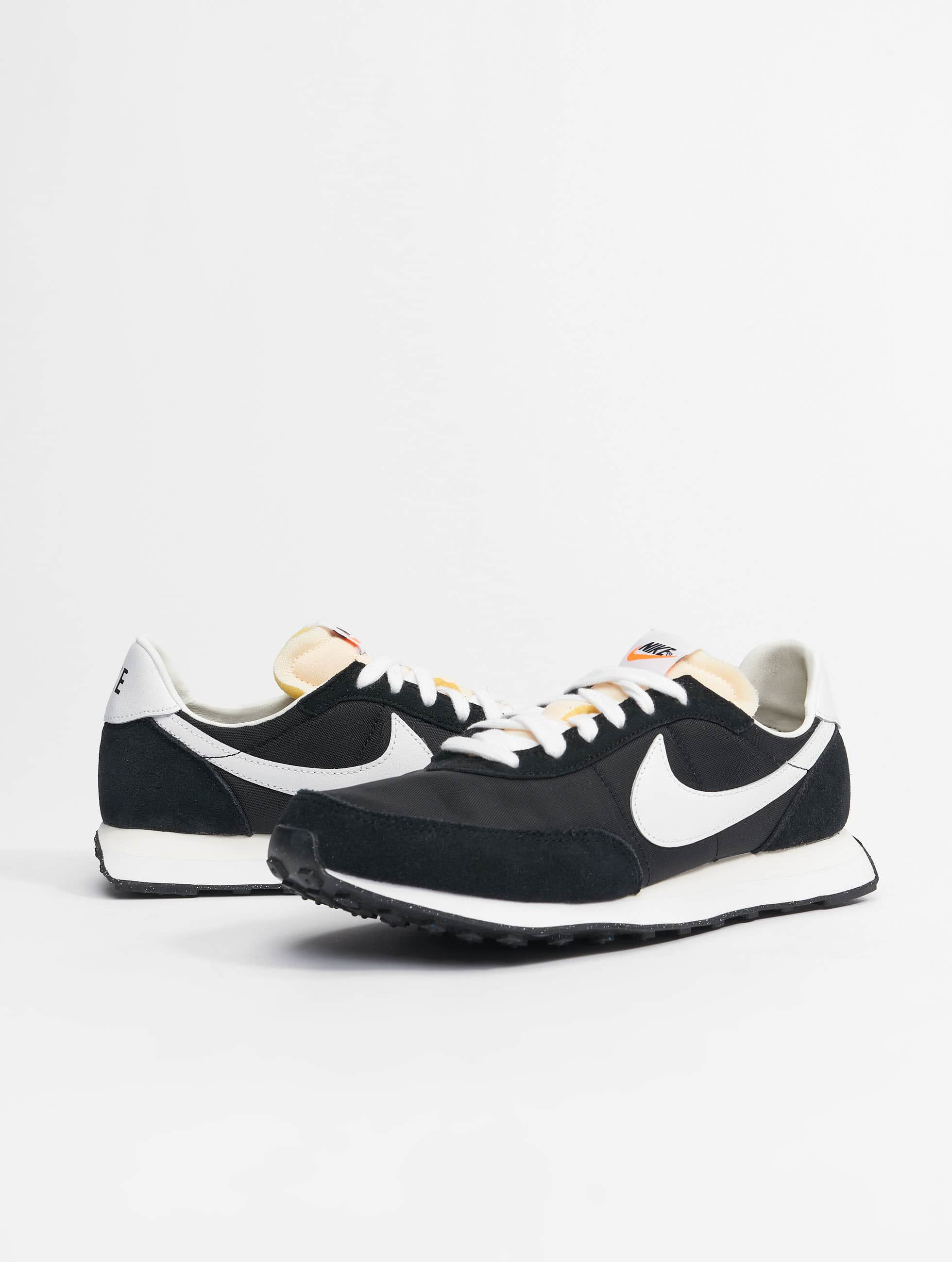 nike waffle retro