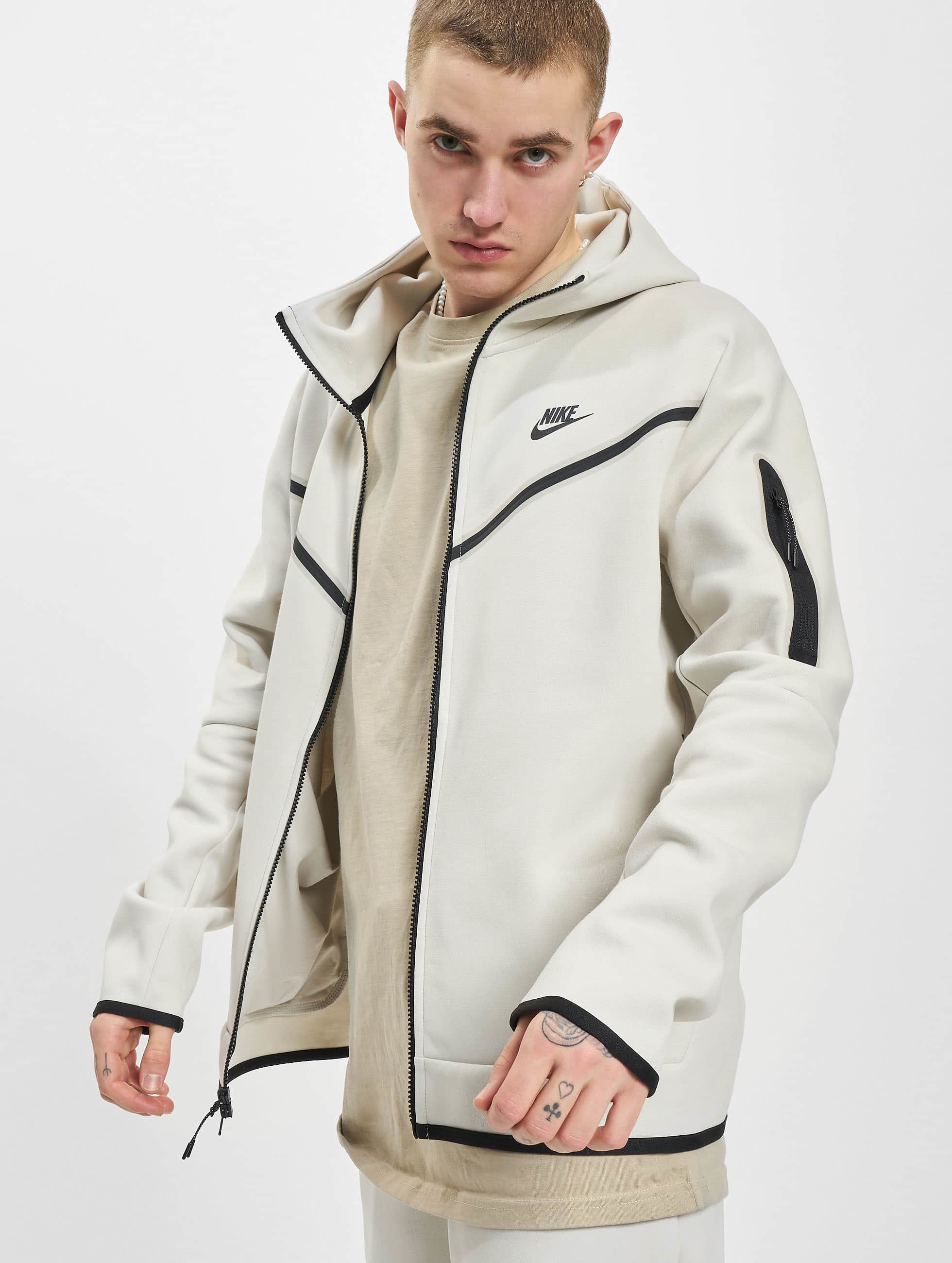 decaan linnen ga verder Nike bovenstuk / Sweatvest Sportswear Tech Fleece in beige 975207