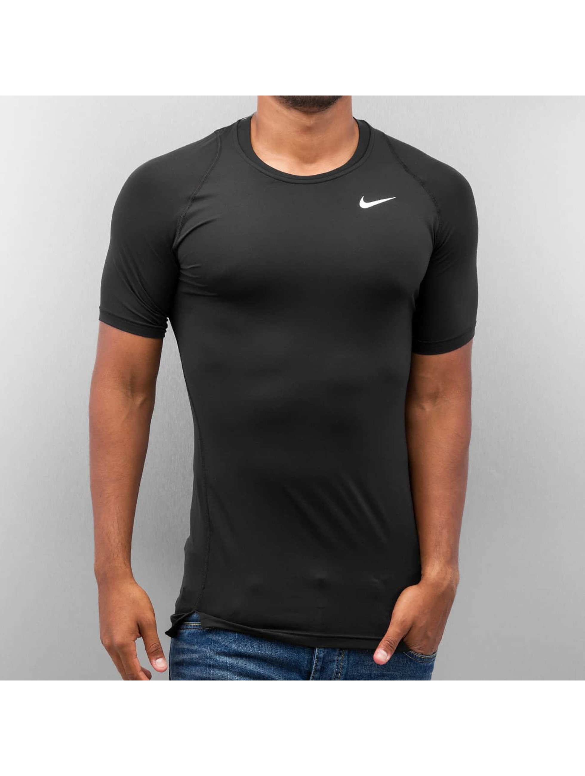 Nike Haut / T-Shirt Pro Cool Compression en noir