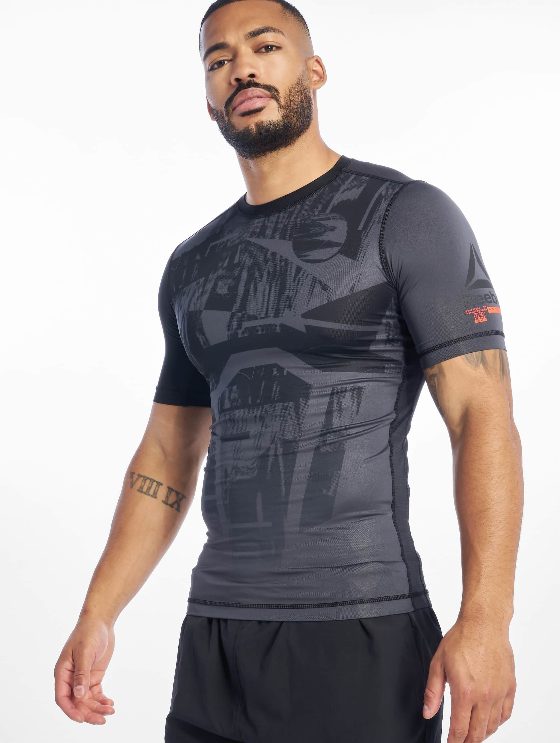 tee shirt reebok gris