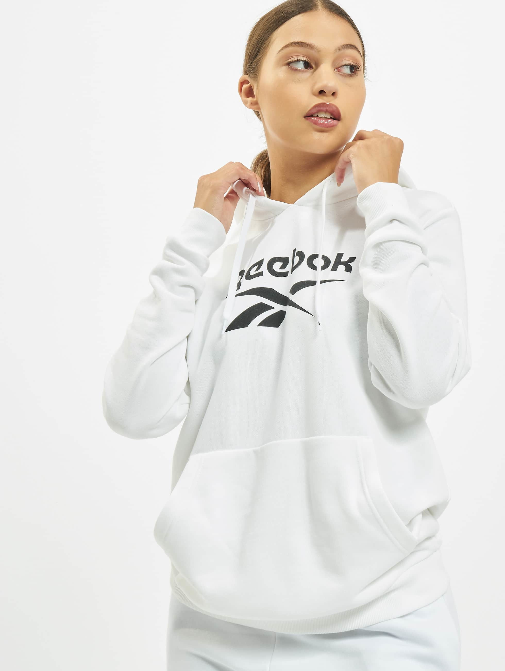 sweat capuche reebok