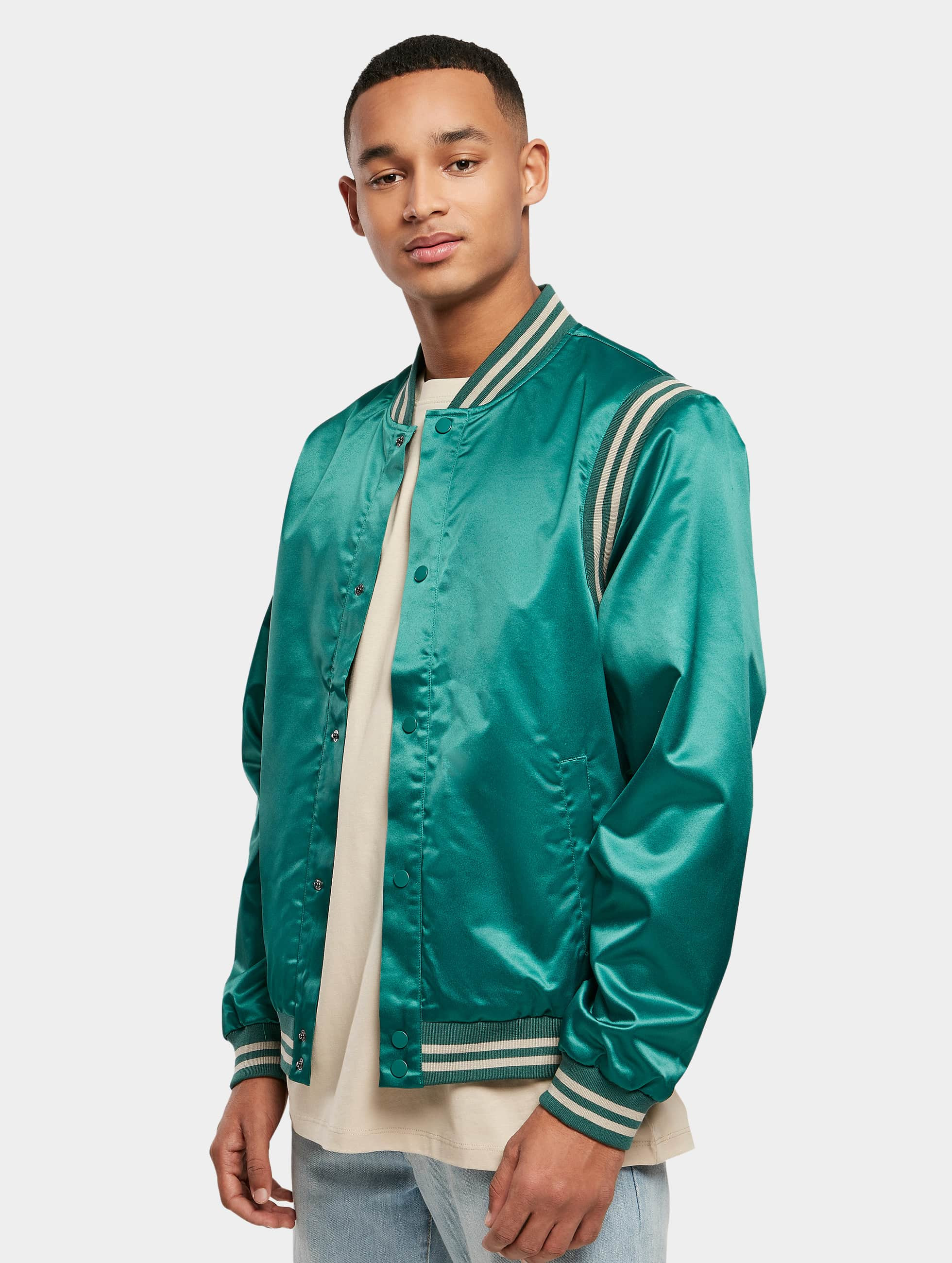 Urban Classics Jacket / College Jacket Satin in green 915704