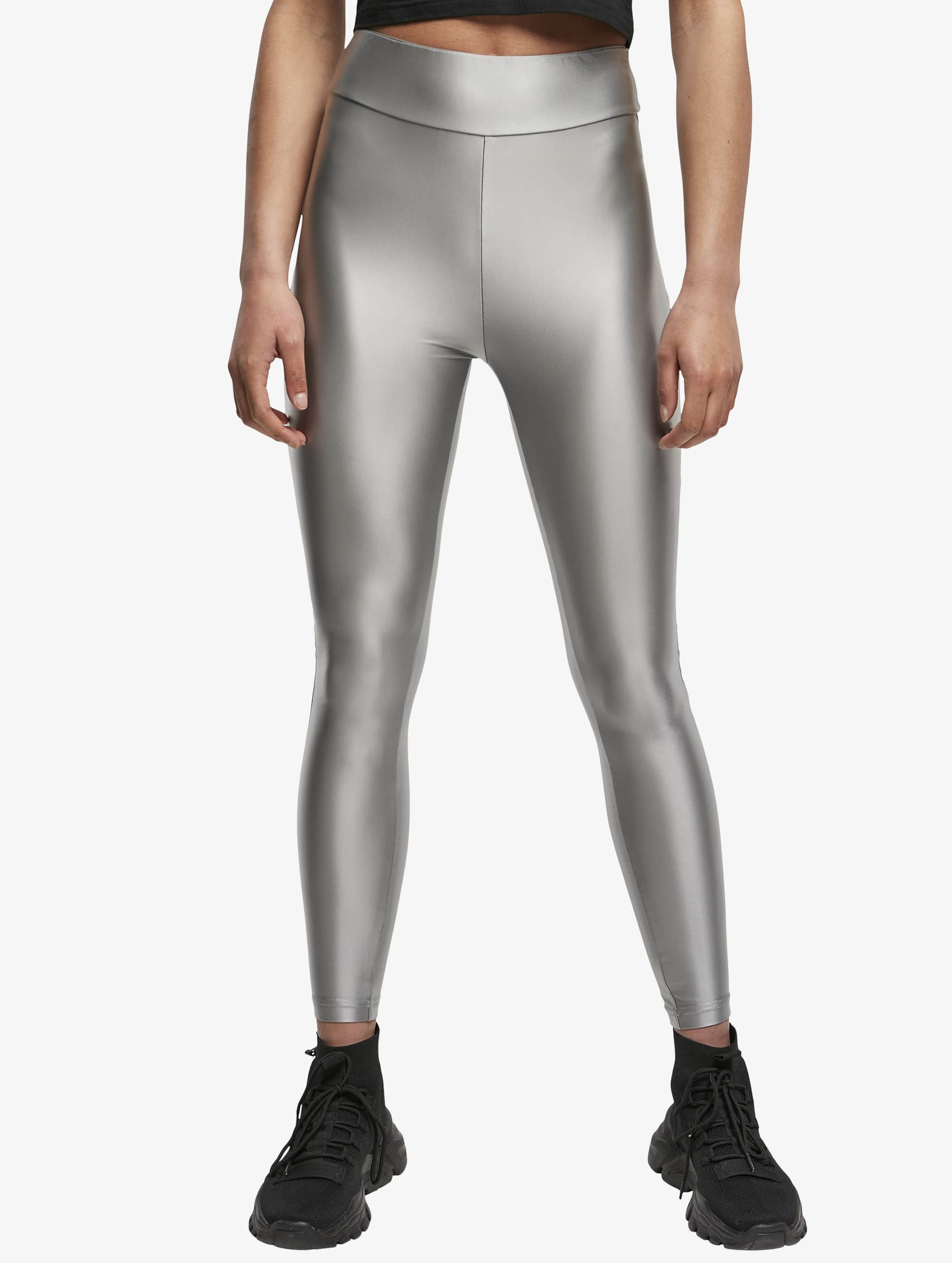 deze Beyond gewoon Urban Classics broek / Legging Ladies Highwaist Shiny Metallic in zilver  869611