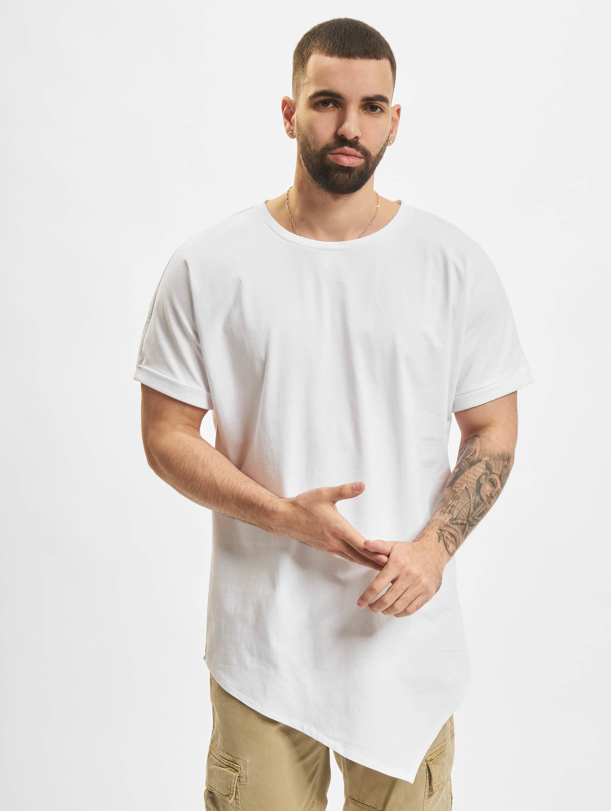 Urban Classics Haut / T-Shirt Asymetric Long en blanc