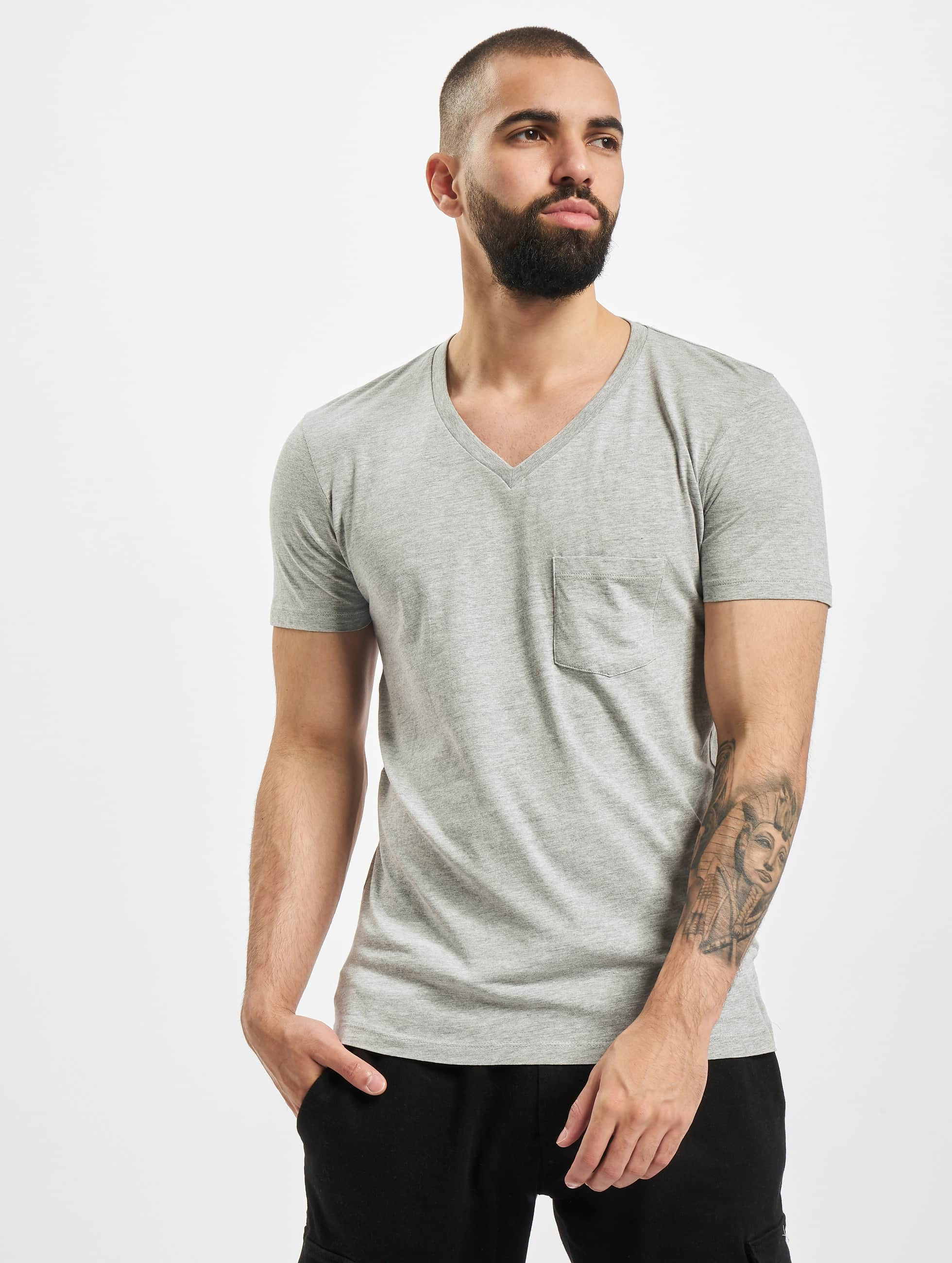 Urban Classics Haut / T-Shirt Pocket en gris