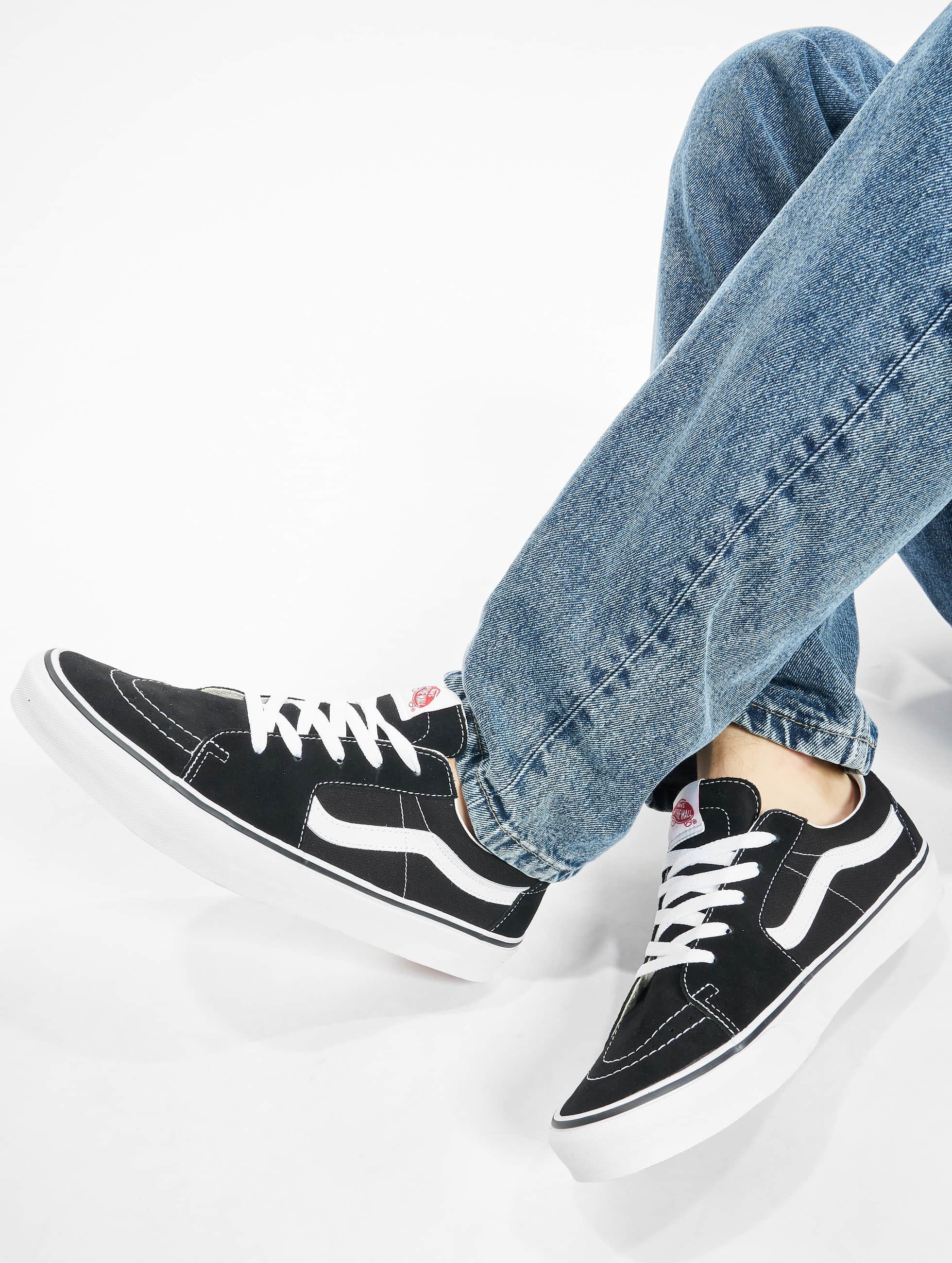 Vans Shoe / Sneakers UA Sk8-Low in black 847473